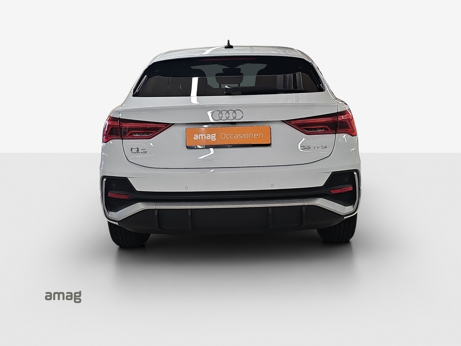 AUDI Q3 Sportback 35 TFSI S line Attraction S-tronic-image-3