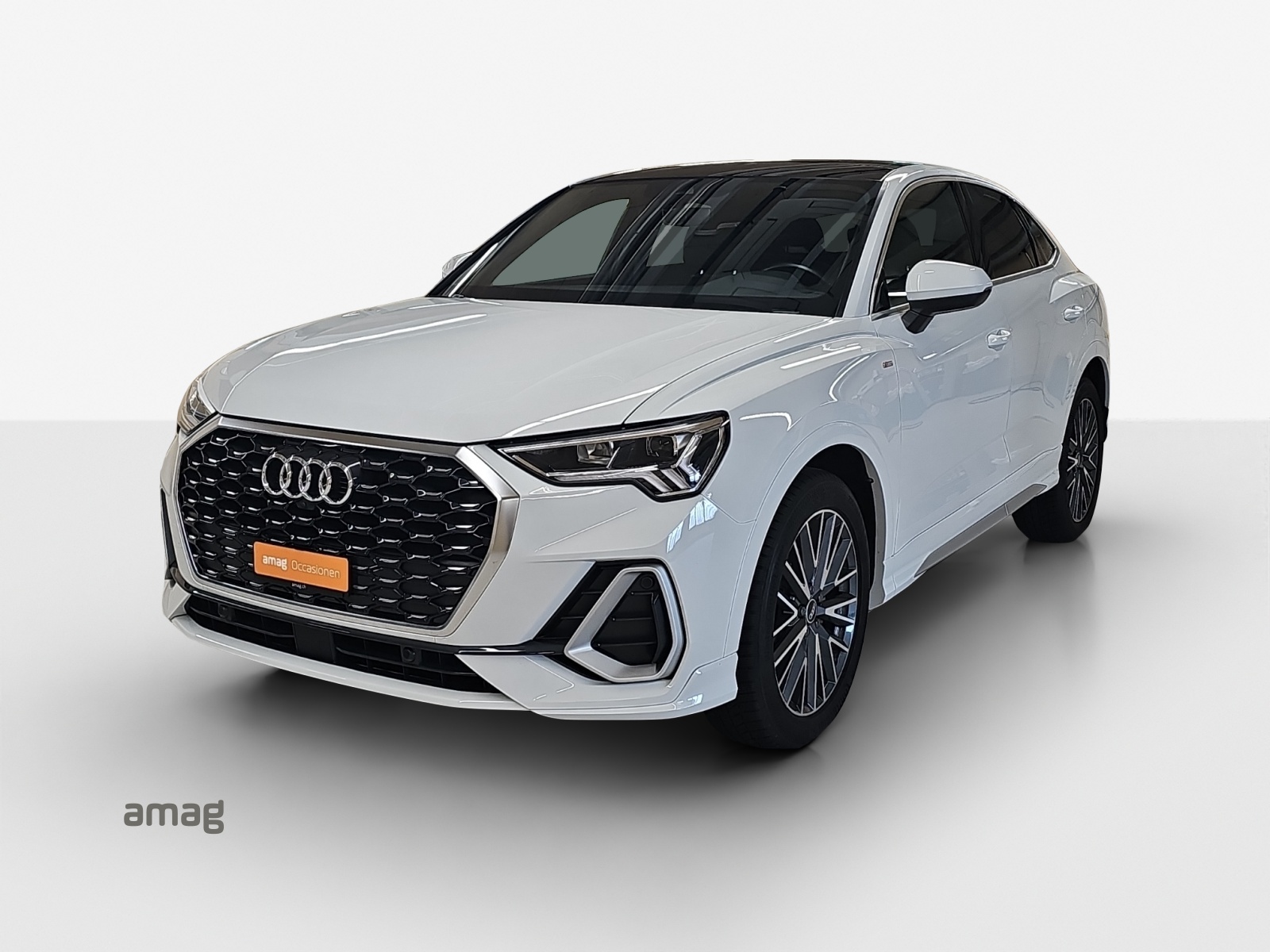 AUDI Q3 Sportback 35 TFSI S line Attraction S-tronic-image-0