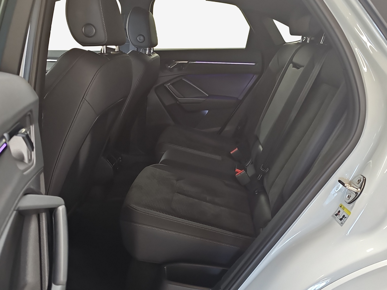 AUDI Q3 Sportback 35 TFSI S line Attraction S-tronic-image-11
