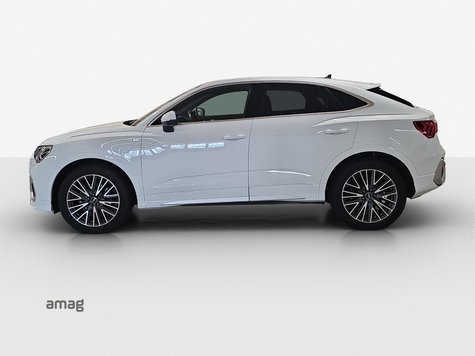 AUDI Q3 Sportback 35 TFSI S line Attraction S-tronic-image-1