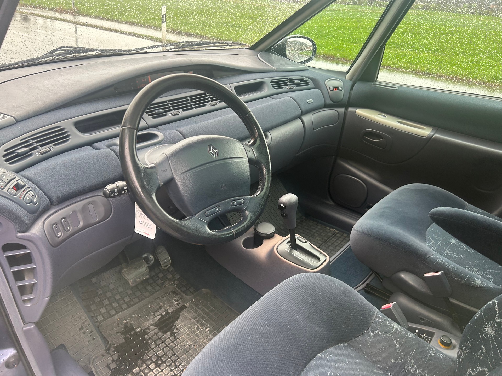 RENAULT Espace 3.0 V6 The Race Automatic-image-7