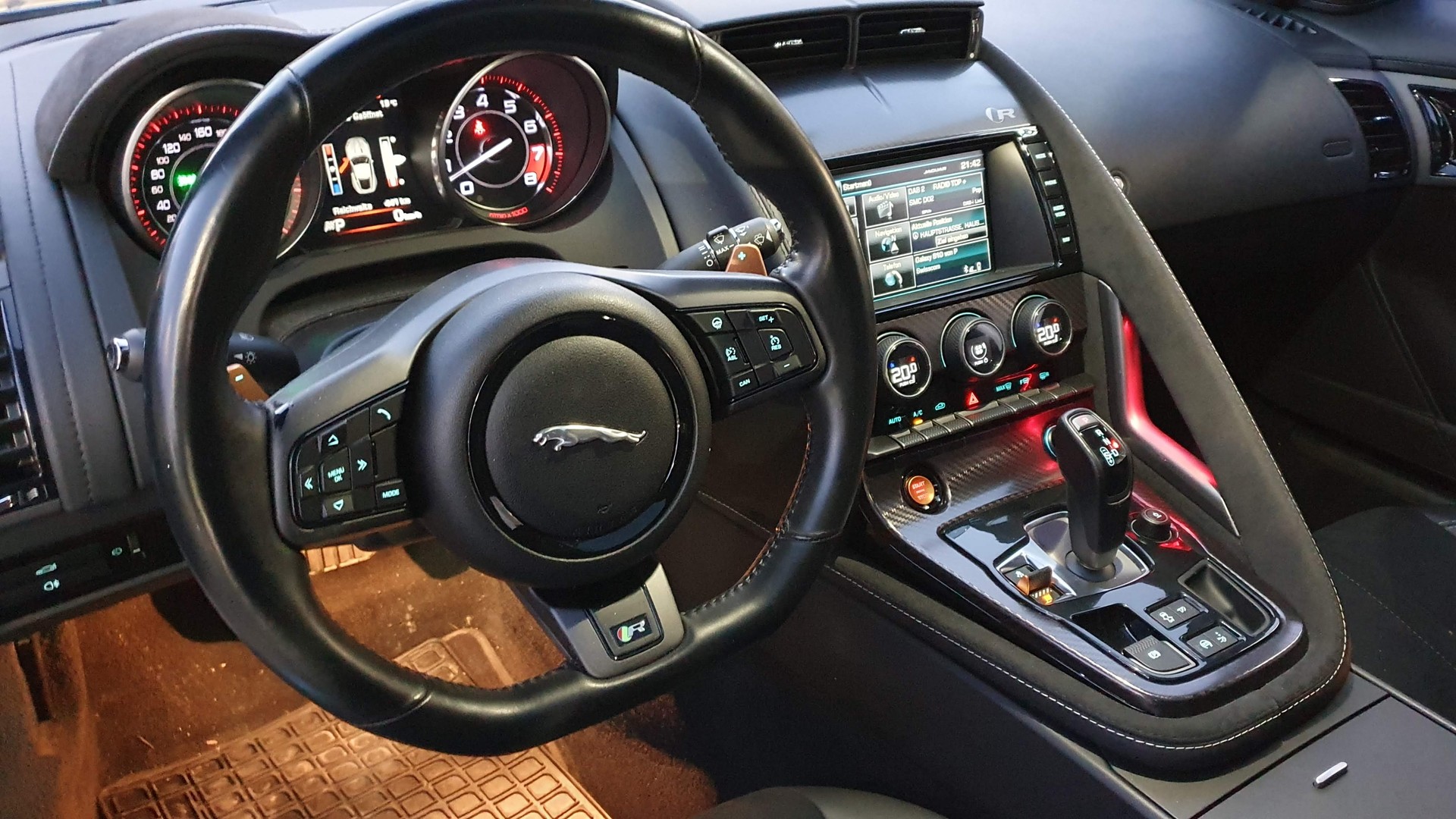 JAGUAR F-Type R 5.0 V8 S/C-image-11
