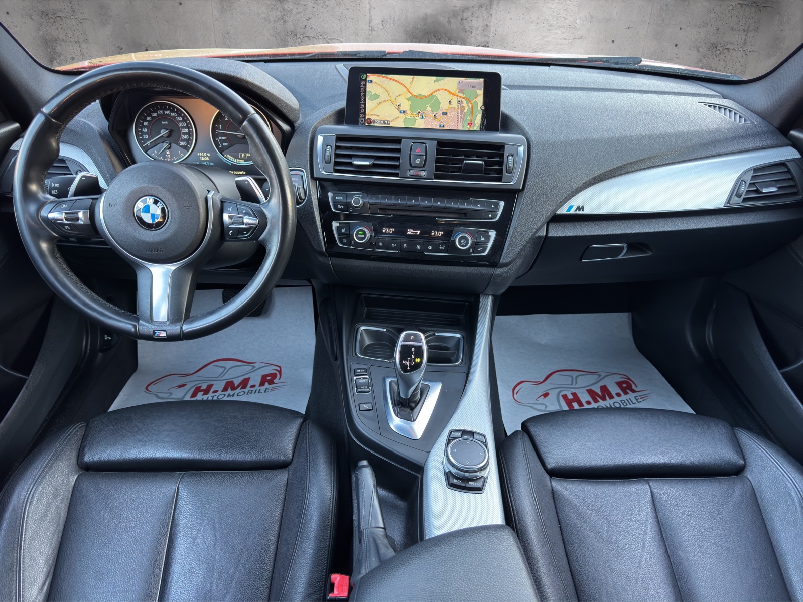 BMW M135i xDrive Steptronic-image-9