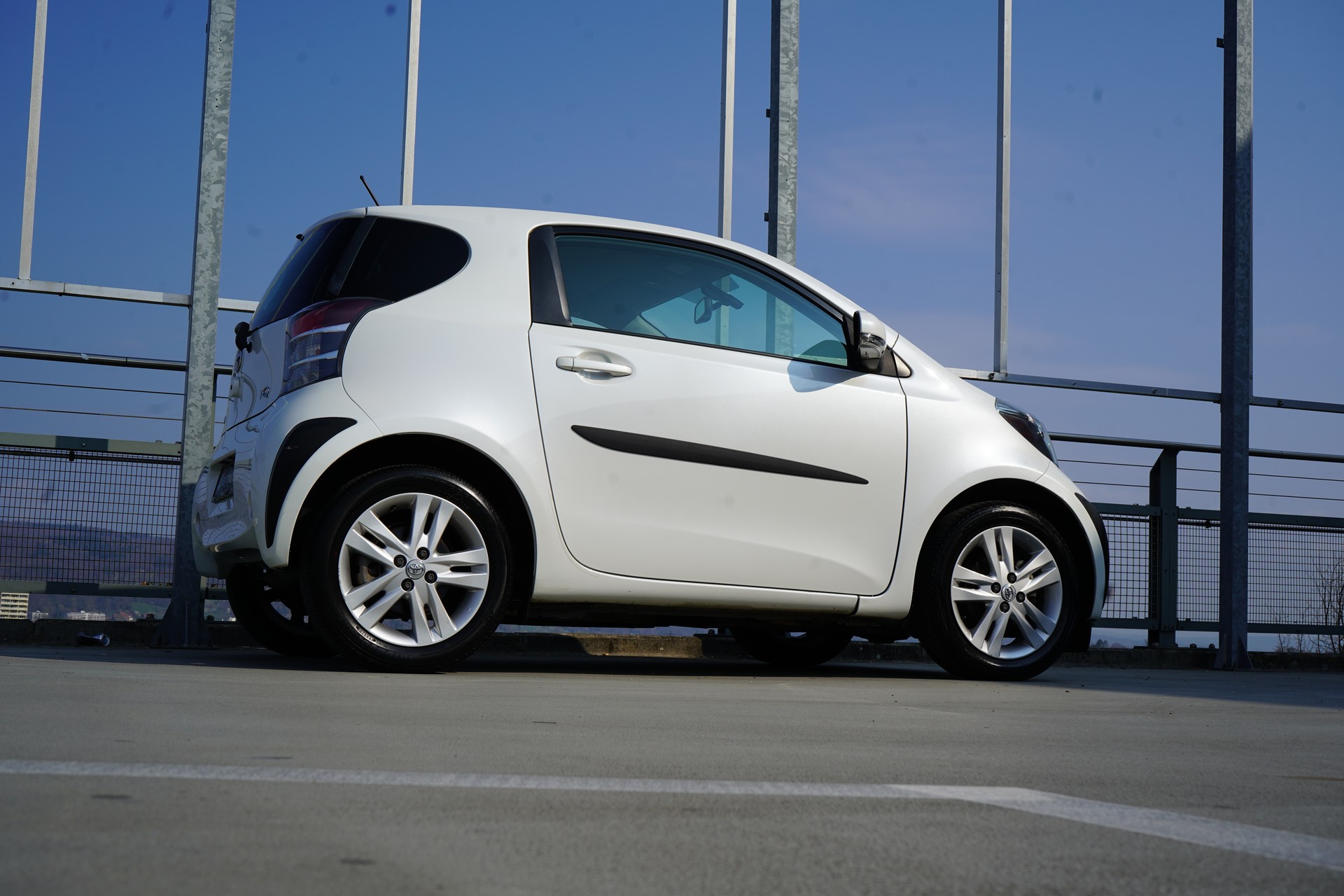 TOYOTA iQ3 1.33 DUAL VVT-i MULTIDRIVE l 98 PS-image-7