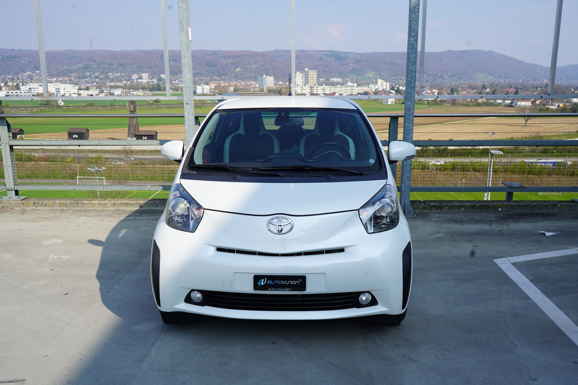 TOYOTA iQ3 1.33 DUAL VVT-i MULTIDRIVE l 98 PS-image-14