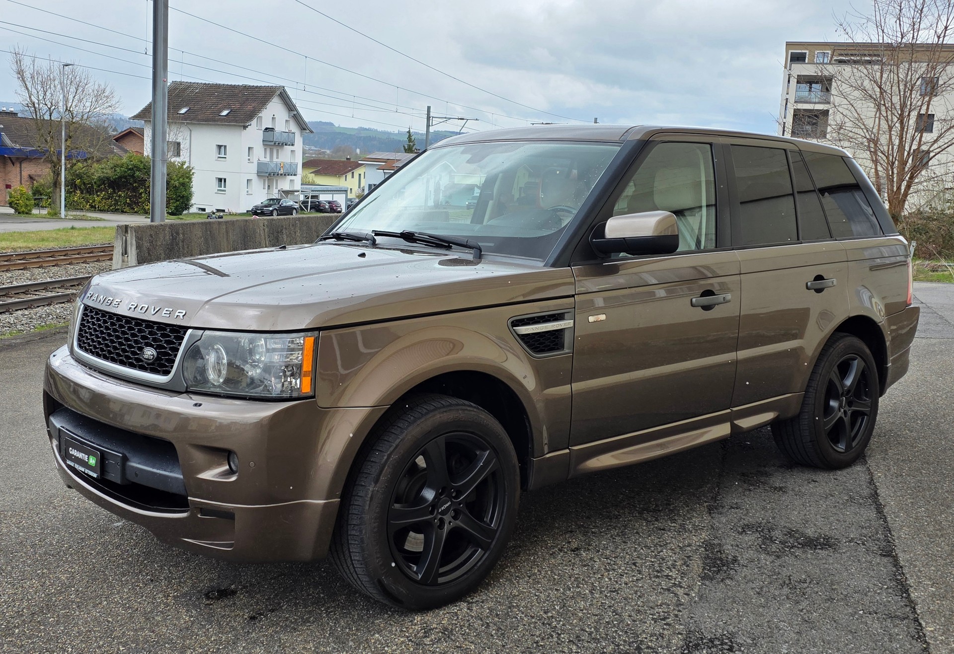 LAND ROVER 3.0 SDV6 / Silverstone Limited Edition