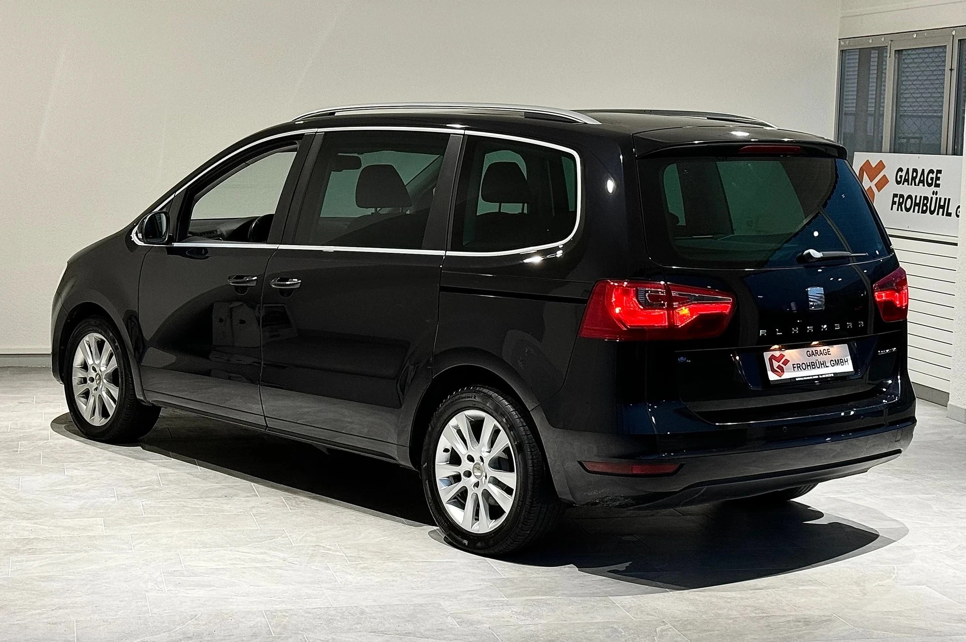 SEAT Alhambra 2.0 TDI Style Eco DSG-image-4