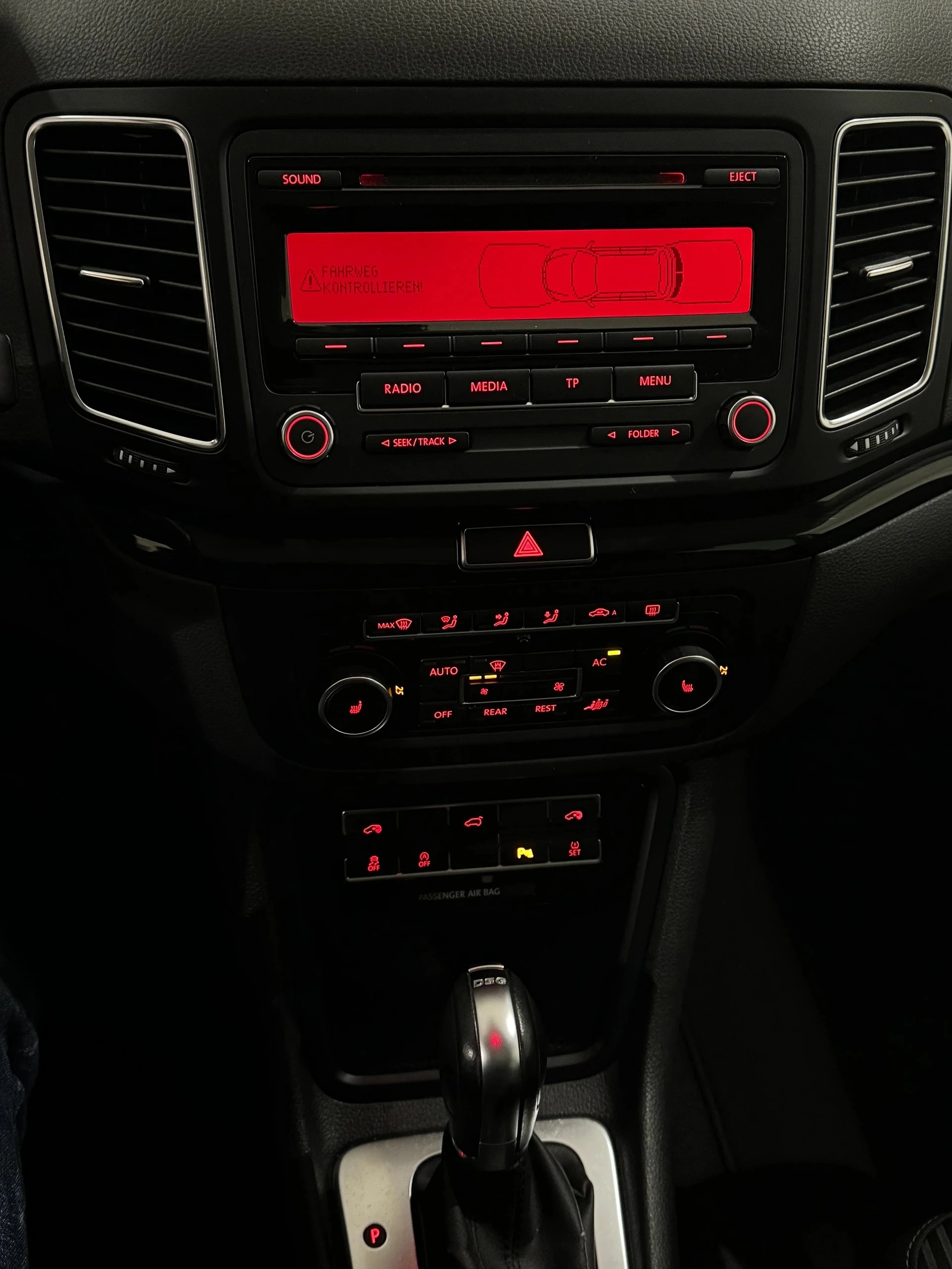 SEAT Alhambra 2.0 TDI Style Eco DSG-image-11