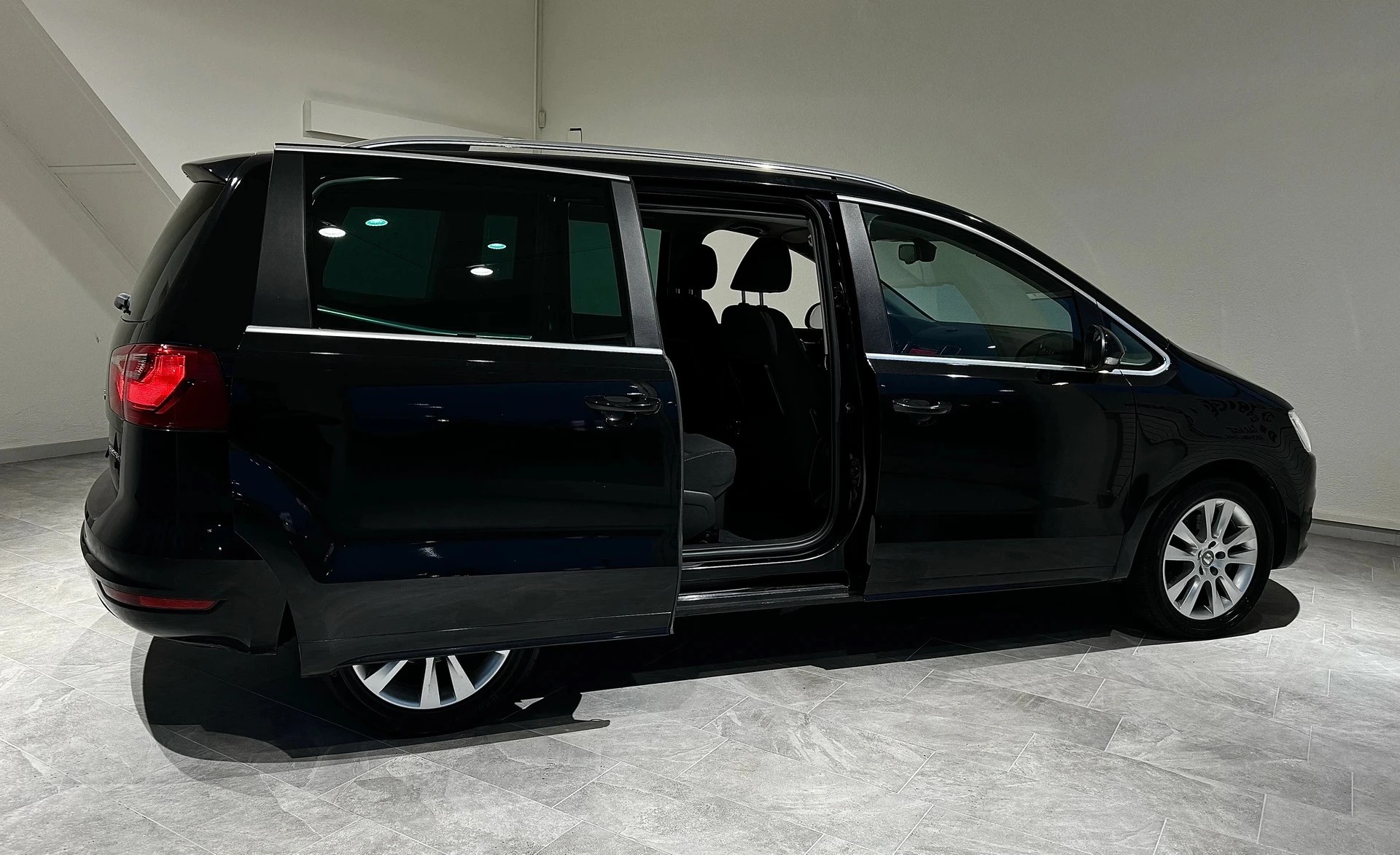 SEAT Alhambra 2.0 TDI Style Eco DSG-image-6