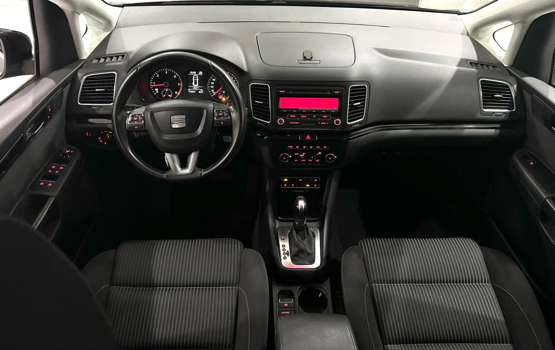 SEAT Alhambra 2.0 TDI Style Eco DSG-image-8