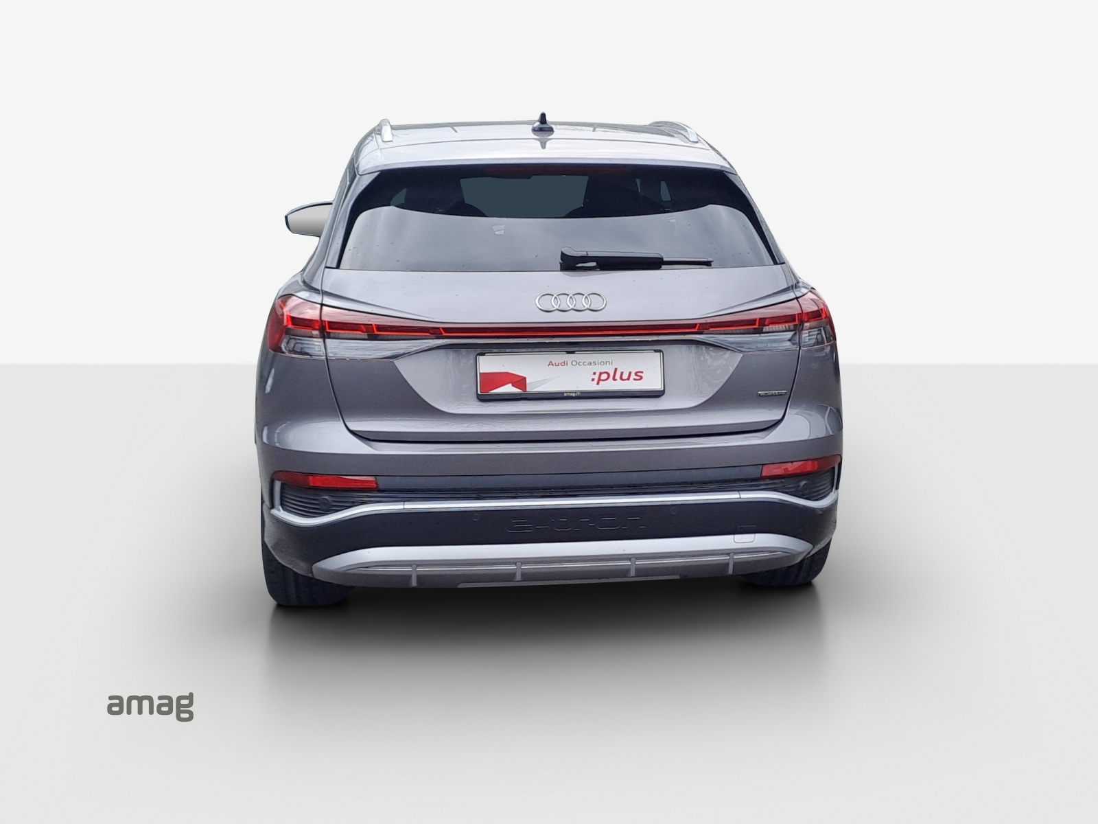 AUDI Q4 e-tron 50 quattro-image-4