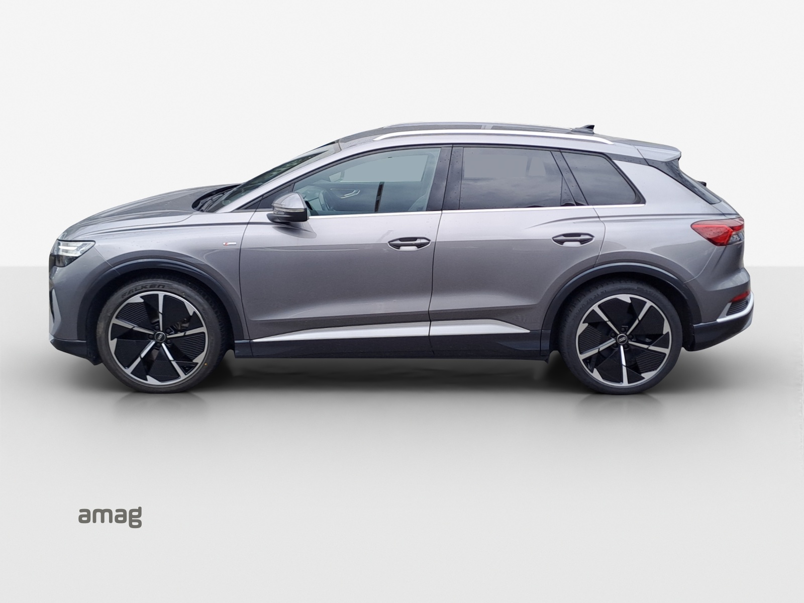 AUDI Q4 e-tron 50 quattro-image-2