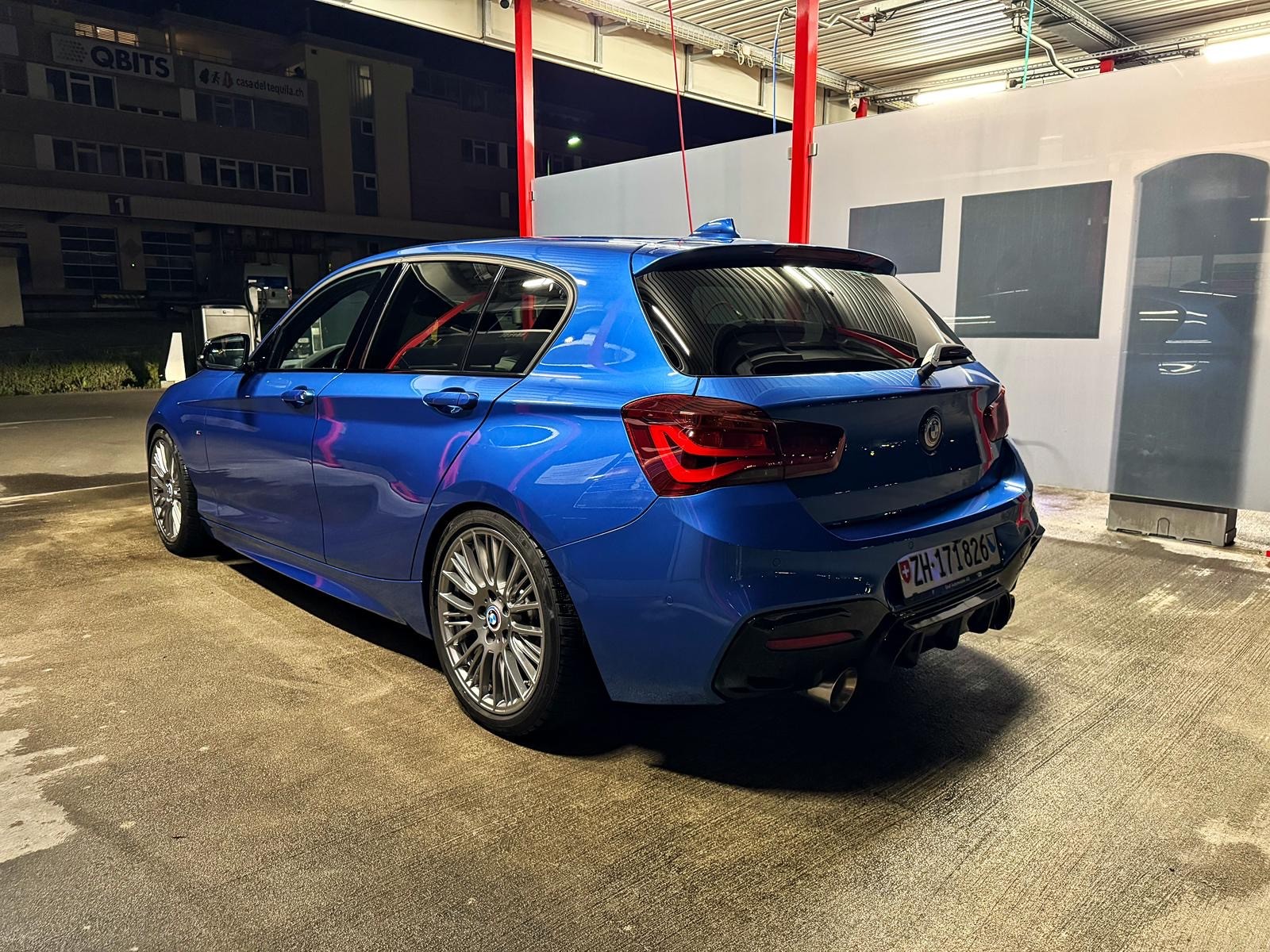 BMW M140i xDrive Steptronic-image-4
