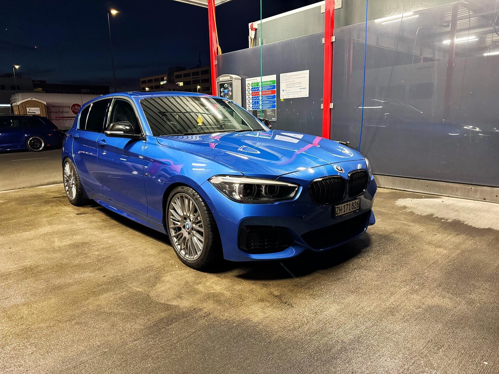 BMW M140i xDrive Steptronic-image-3