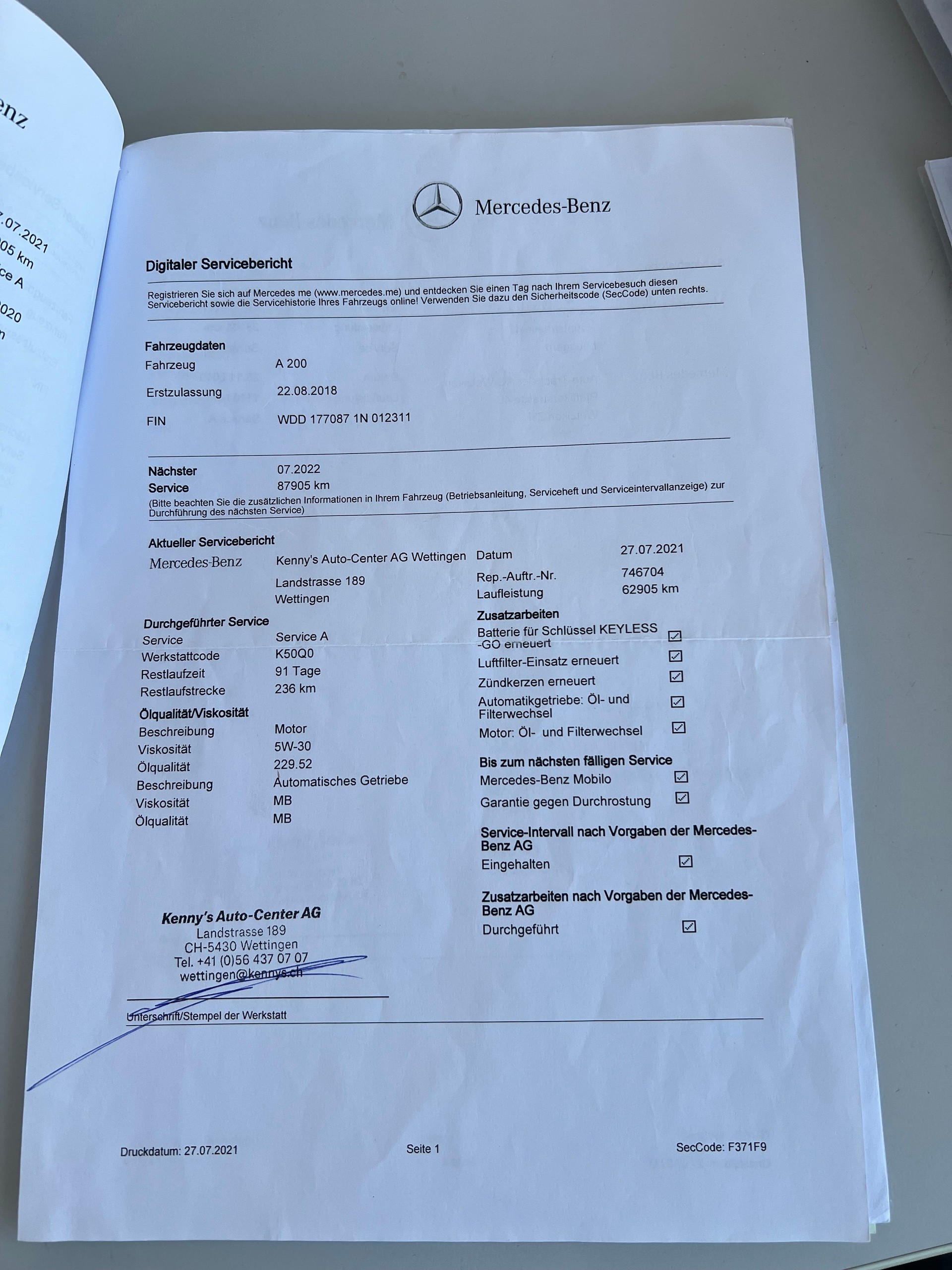 MERCEDES-BENZ A 200 AMG Line 7G-DCT-image-29