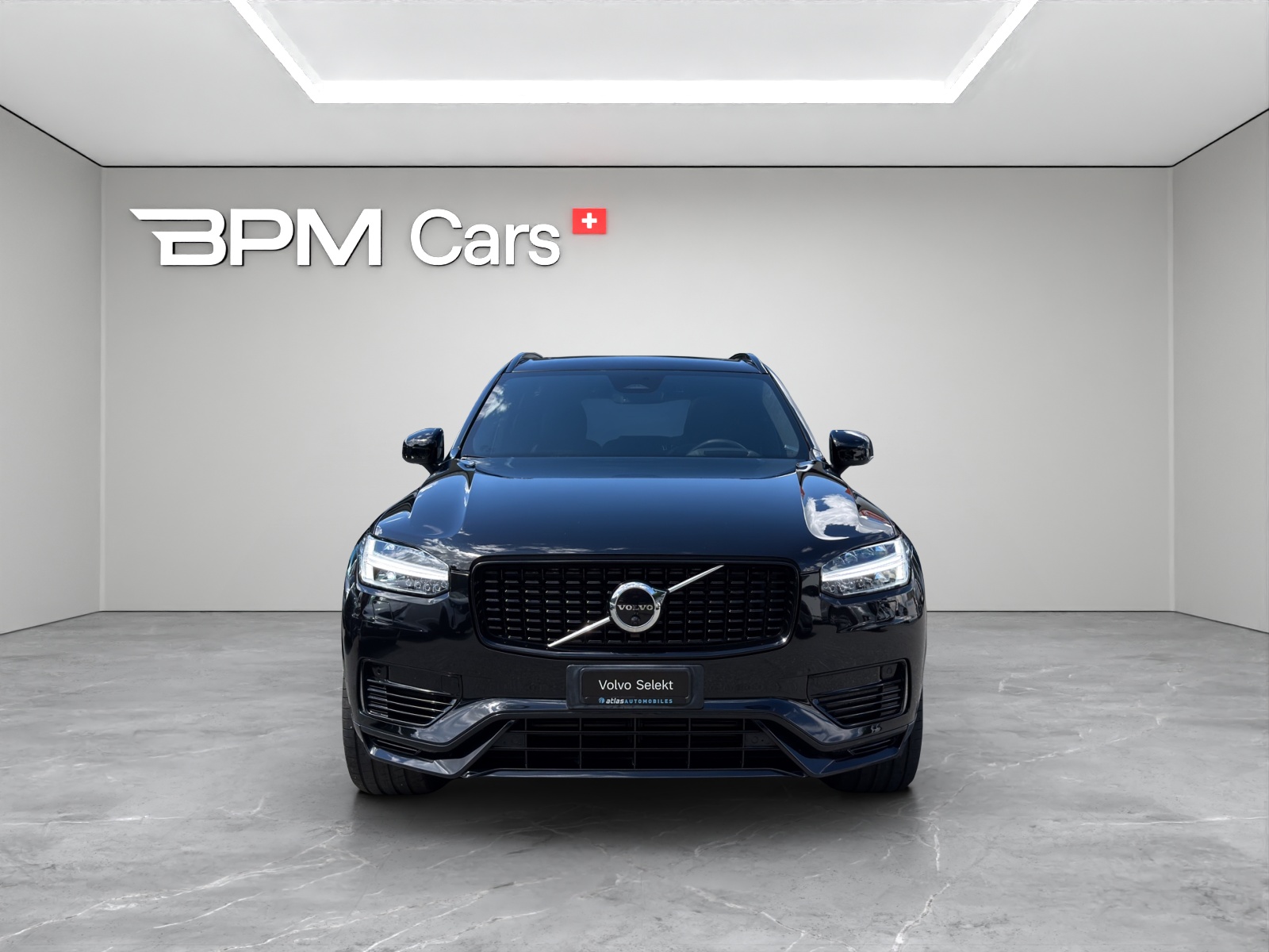 VOLVO XC90 2.0 T8 TE Ultimate Dark 7P. eAWD-showroom-element-3