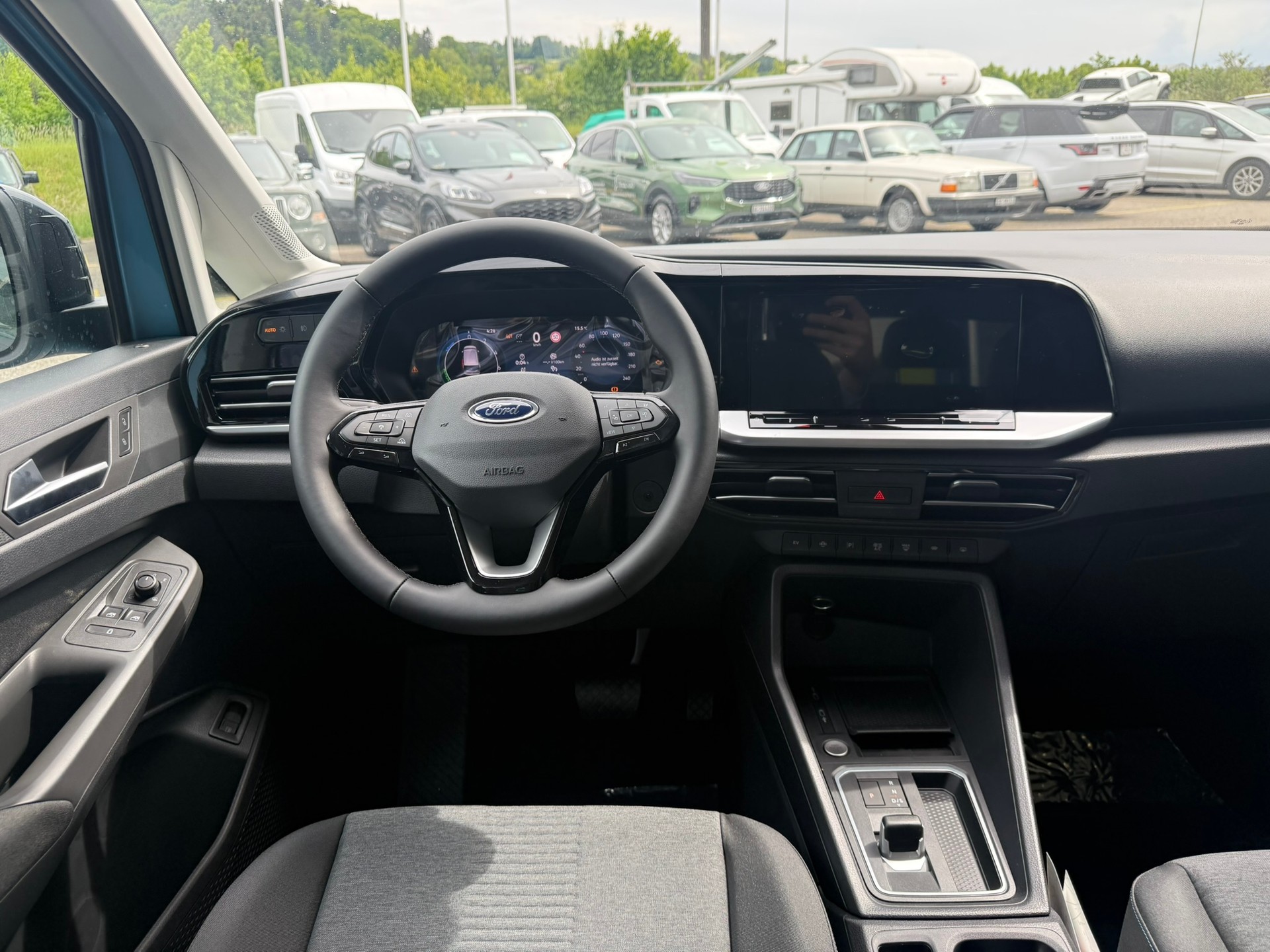 FORD Grand Tourneo Connect 1.5 PHEV Active Automat-image-9