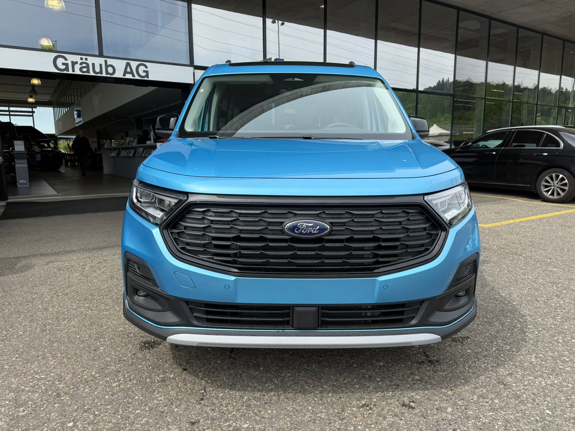 FORD Grand Tourneo Connect 1.5 PHEV Active Automat-image-1