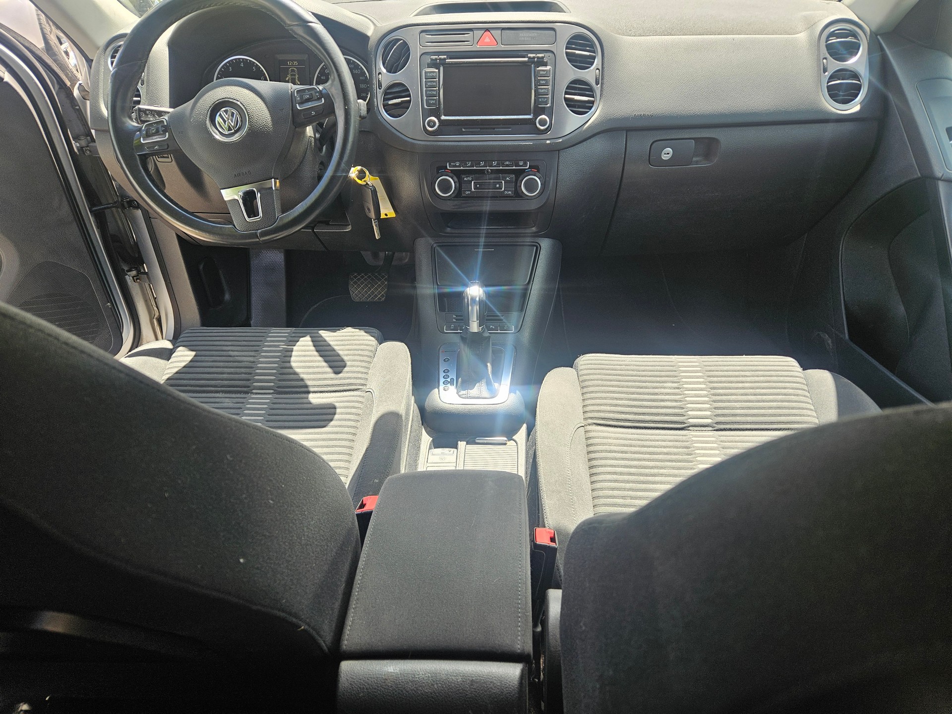VW Tiguan 2.0 TSI Sport&Style DSG-image-9