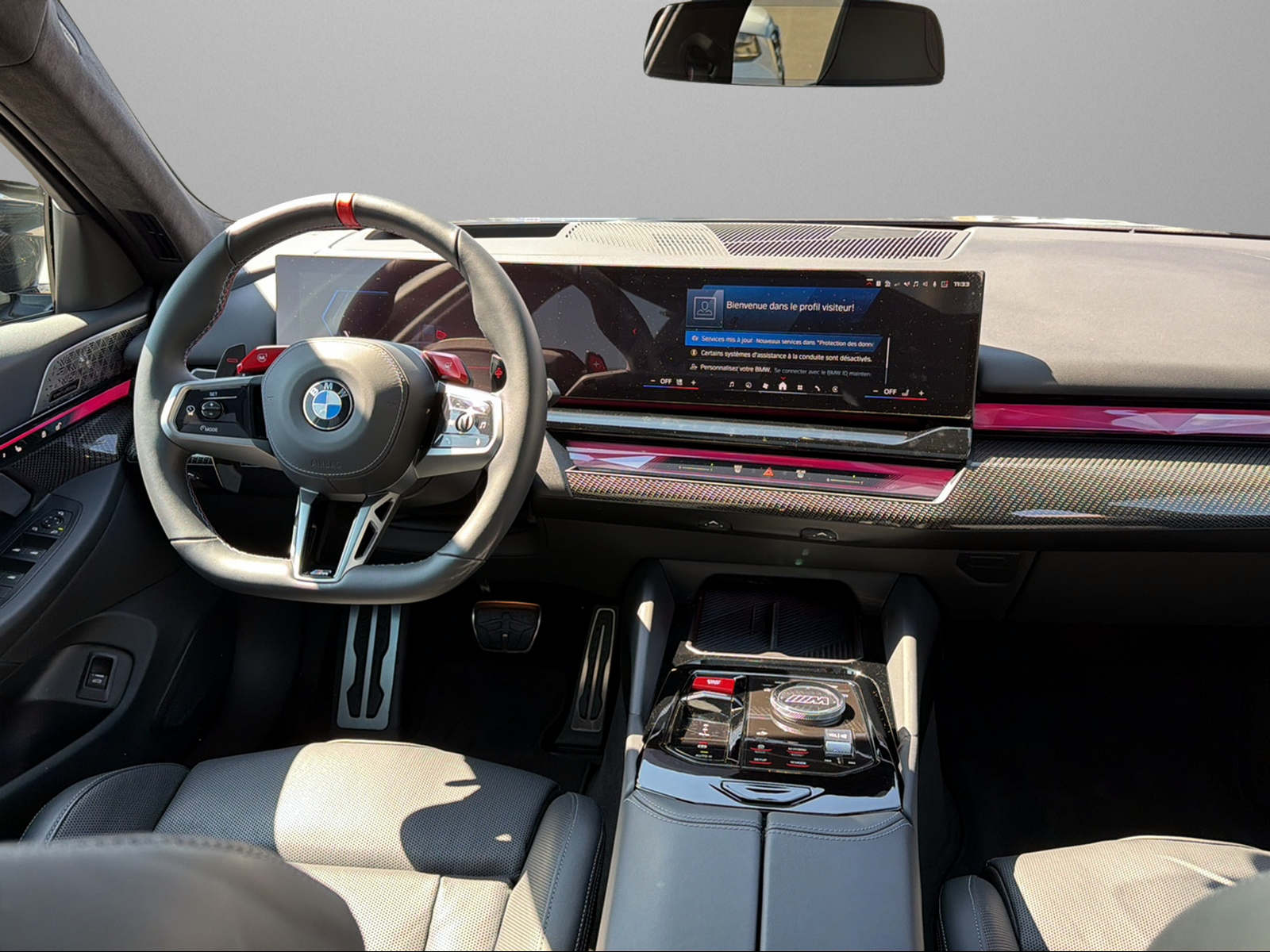 BMW M5 xDrive Touring-image-12