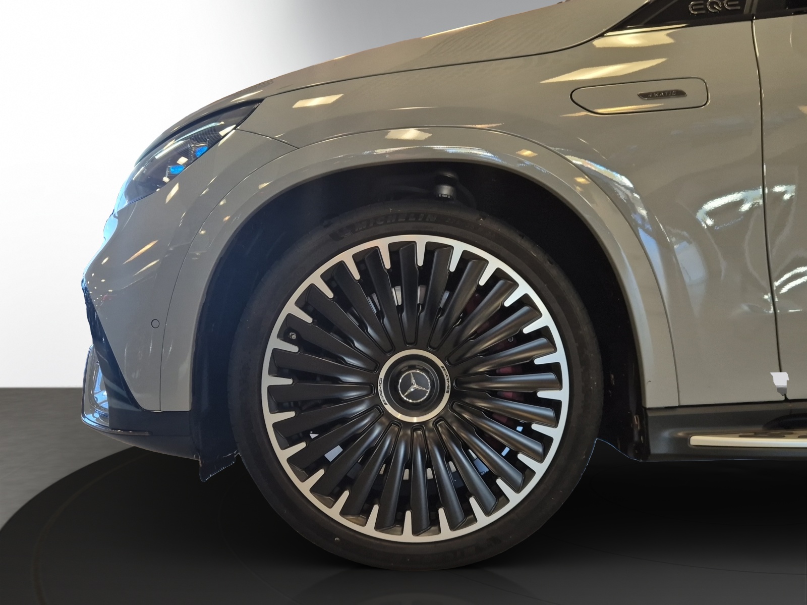 Image MERCEDES-BENZ EQE-SUV EQE SUV AMG 43 4 Matic Executive Edition