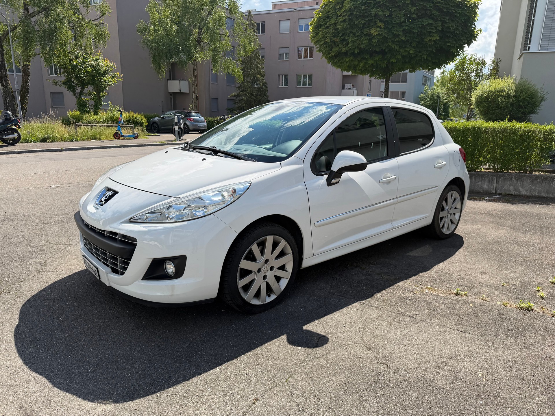 PEUGEOT 1.6 16V Allure