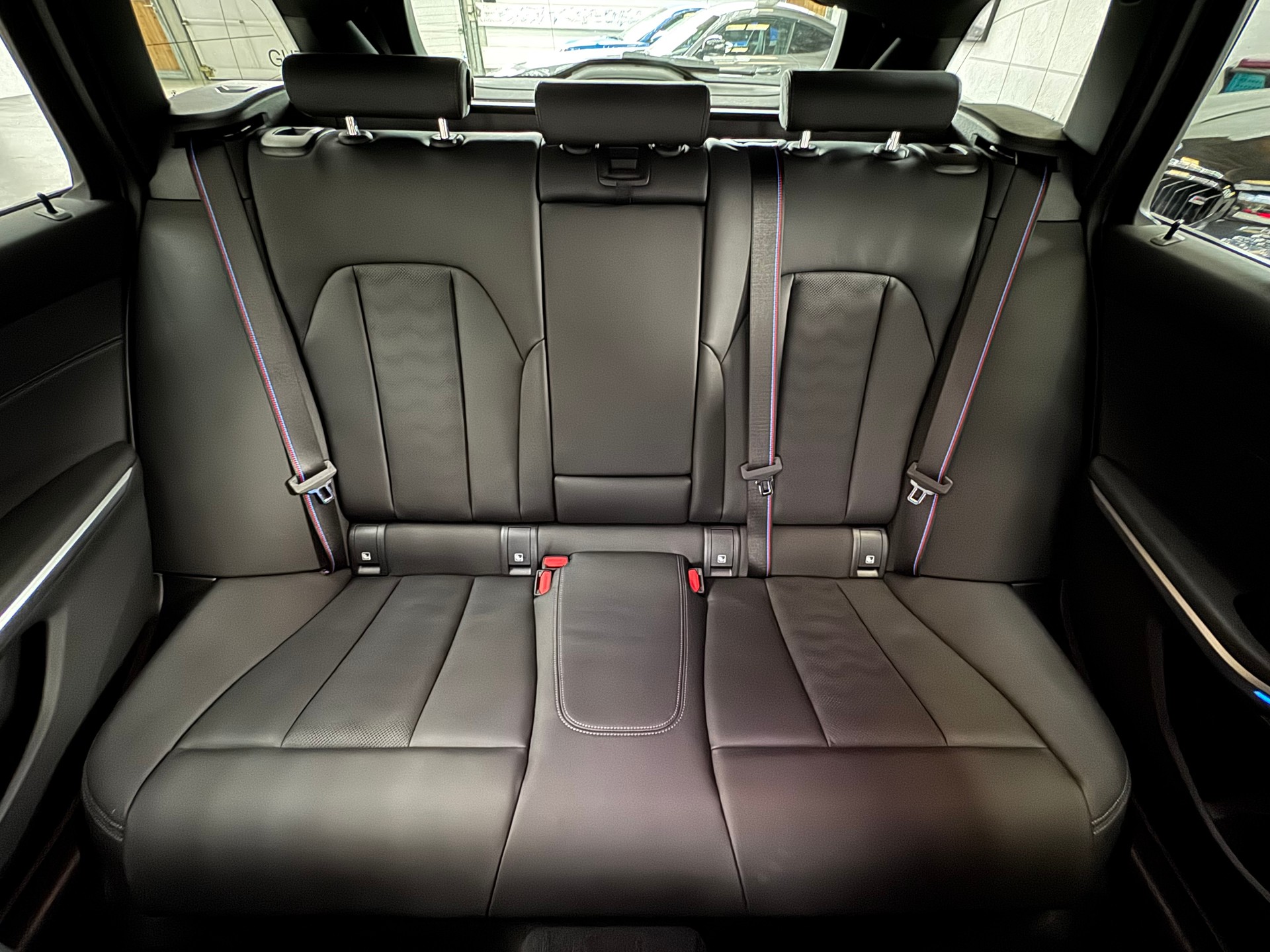BMW M3 Touring xDrive Competition M | Black Sapphire-image-28