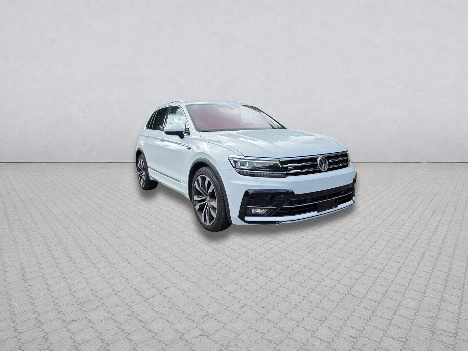 VW Tiguan 2.0TSI Highline 4Motion DSG. .RL. CH / MFK / GARANTIE-image-1