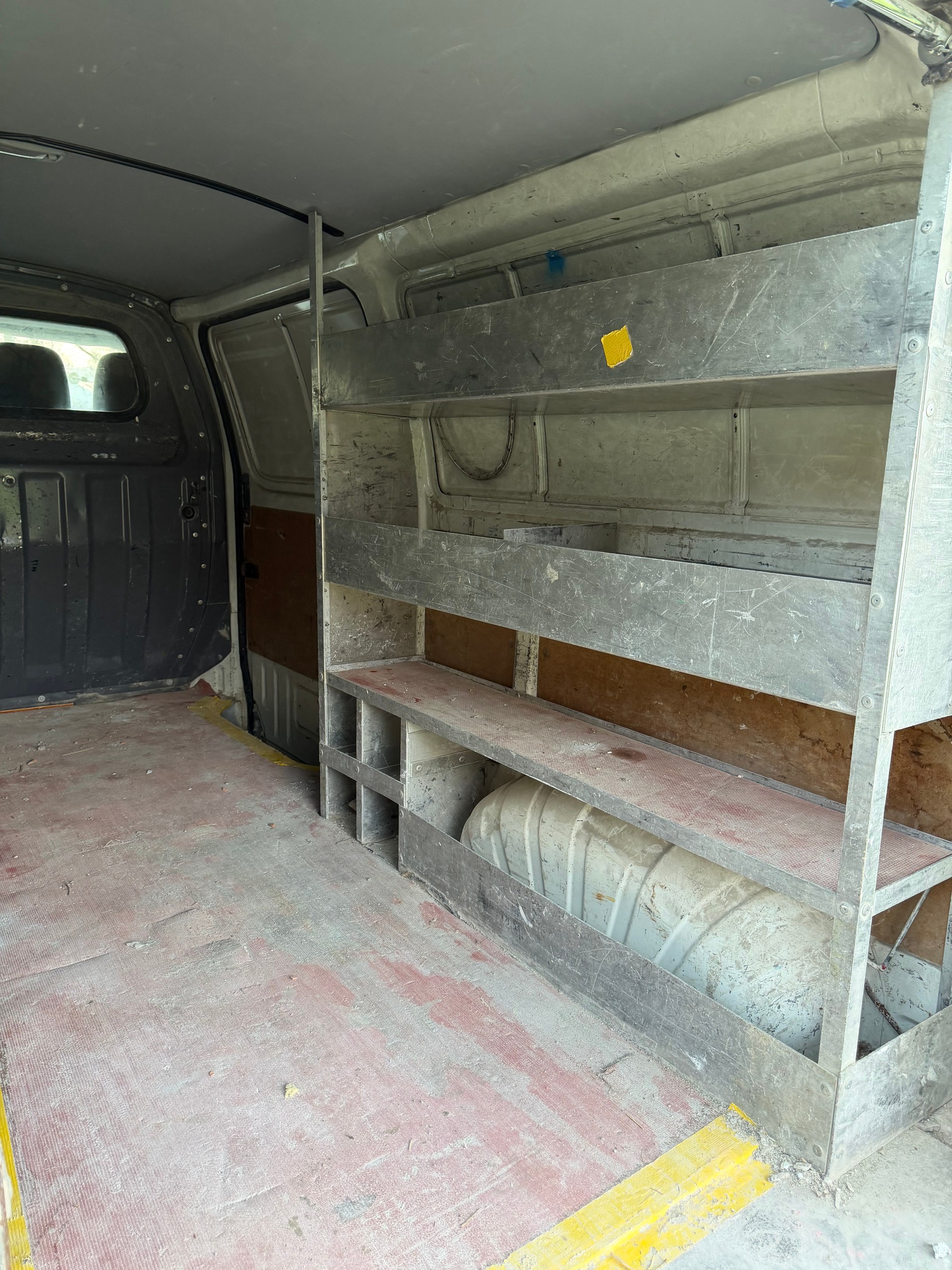 TOYOTA Hiace D-4D LWB 4WD Kombi-image-10