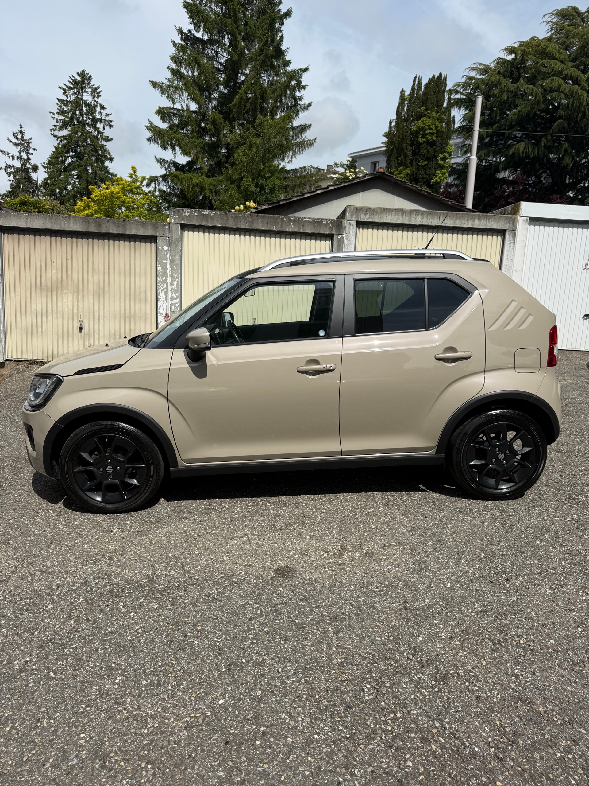 SUZUKI Ignis 1.2i Compact Top Hybrid CVT-showroom-element-2