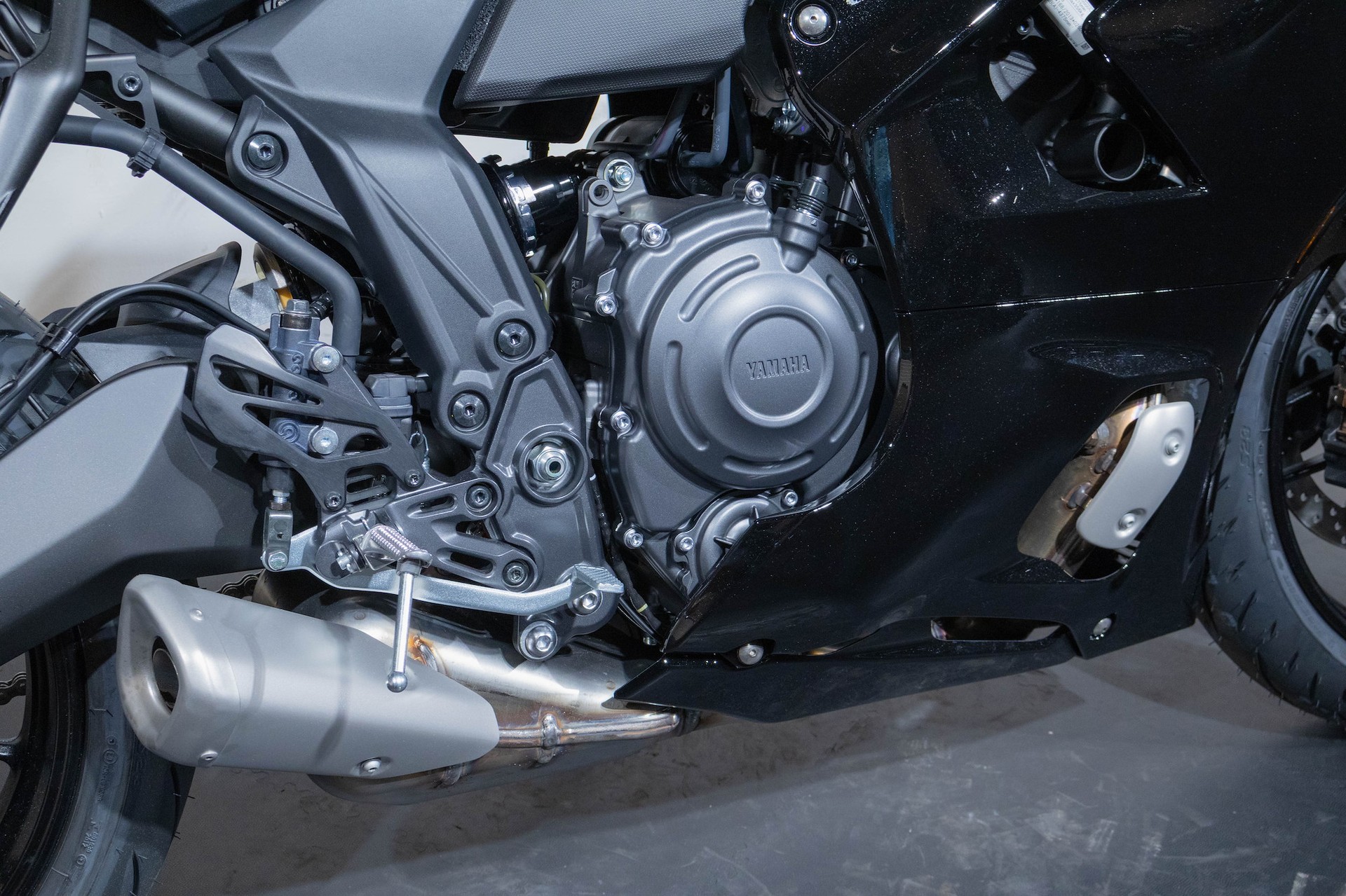 YAMAHA R7 35 kW-image-15