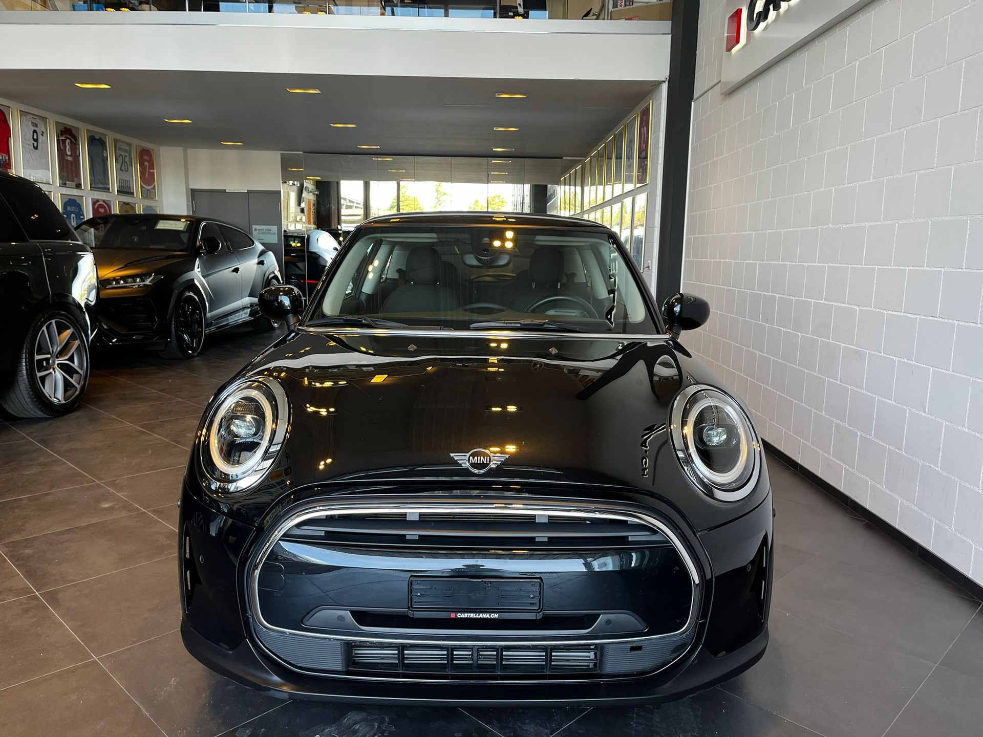 MINI One Steptronic DKG-showroom-element-2