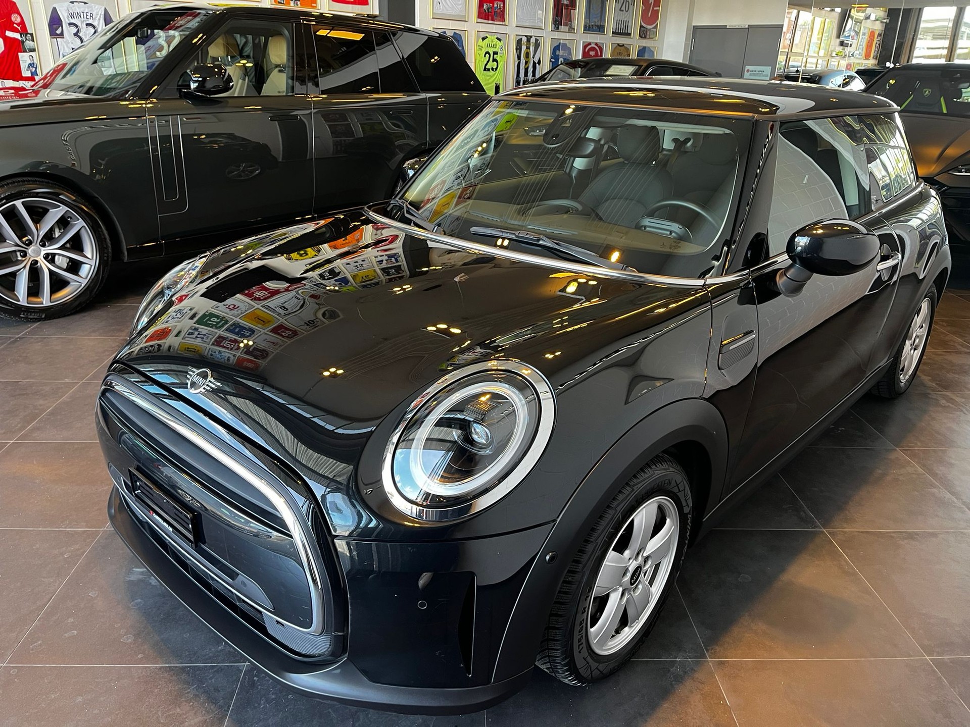 MINI One Steptronic DKG-showroom-element-3