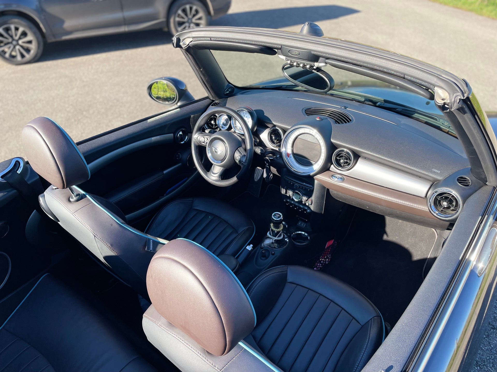 MINI 1.6i Cooper S-image-3