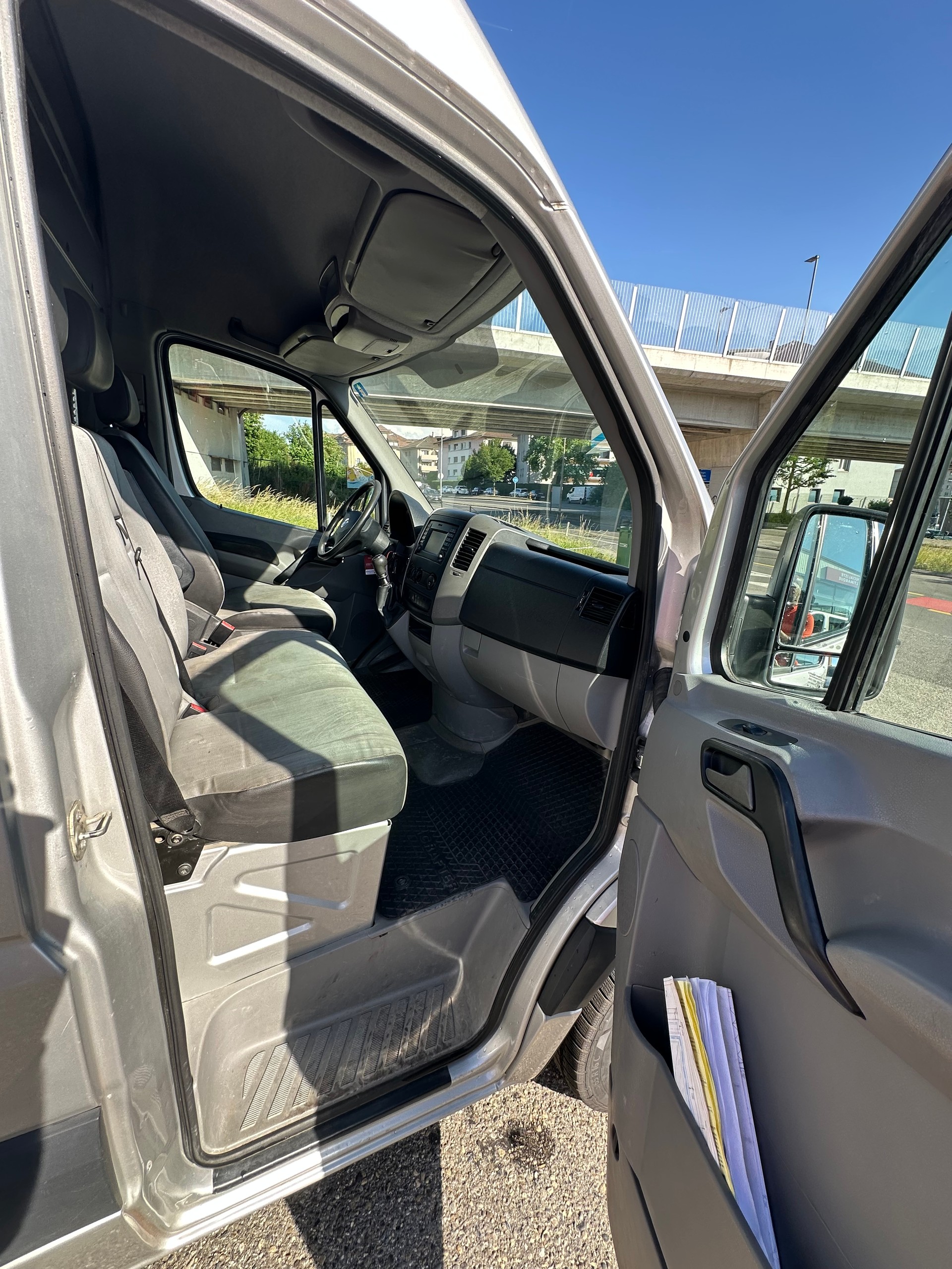 VW Crafter 35 2.0 TDI CR-image-6