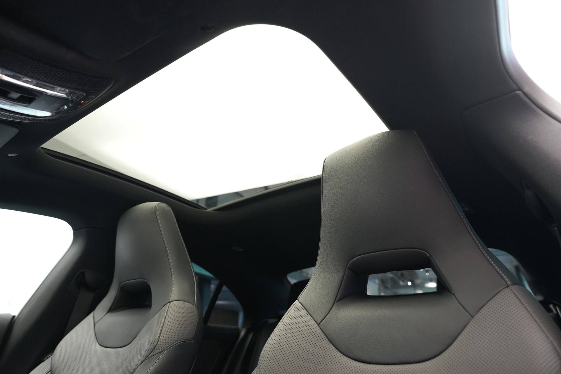 MERCEDES-BENZ CLA 35 AMG 4Matic 7G-DCT *CH-Fahrzeug*-image-15