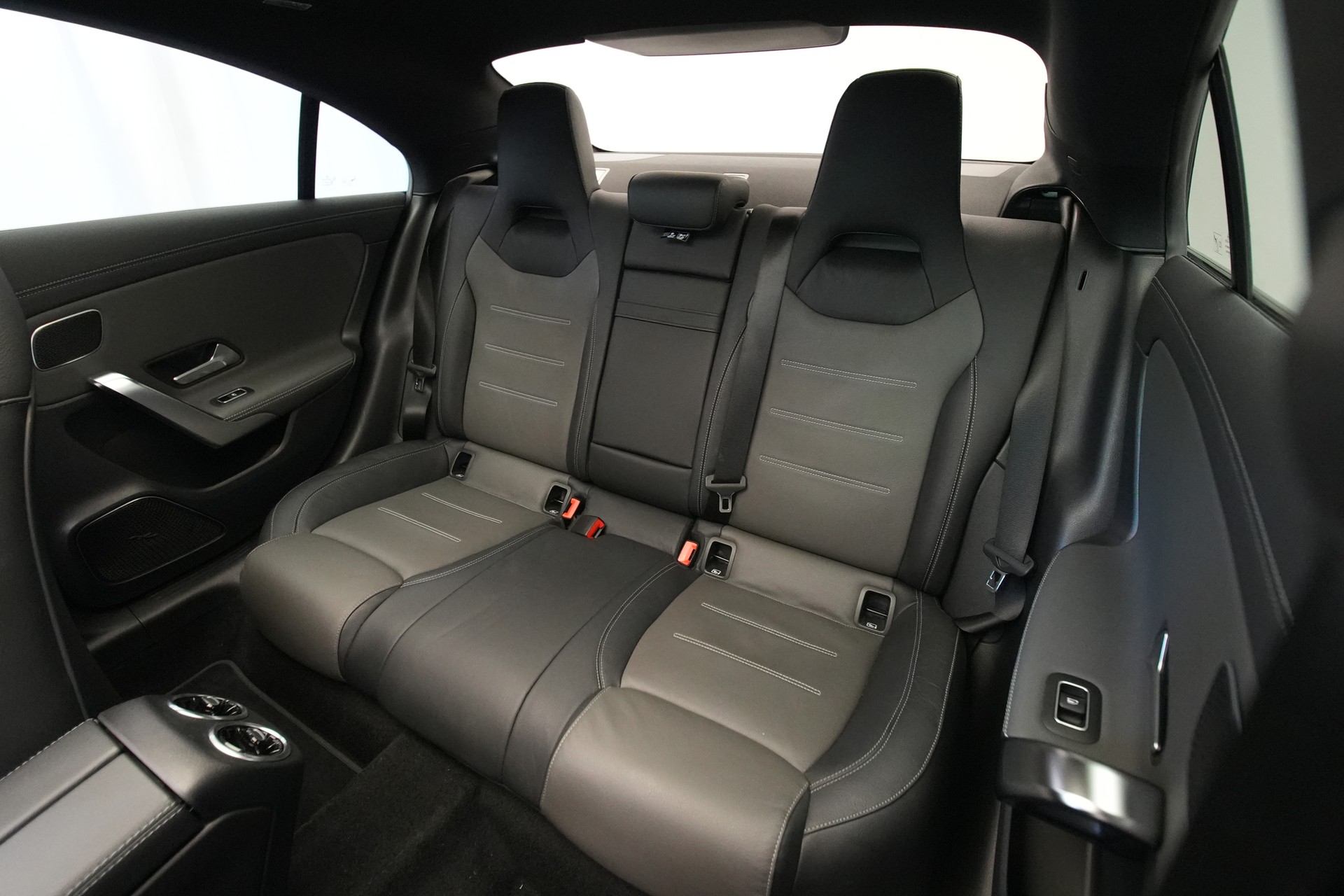 MERCEDES-BENZ CLA 35 AMG 4Matic 7G-DCT *CH-Fahrzeug*-image-14
