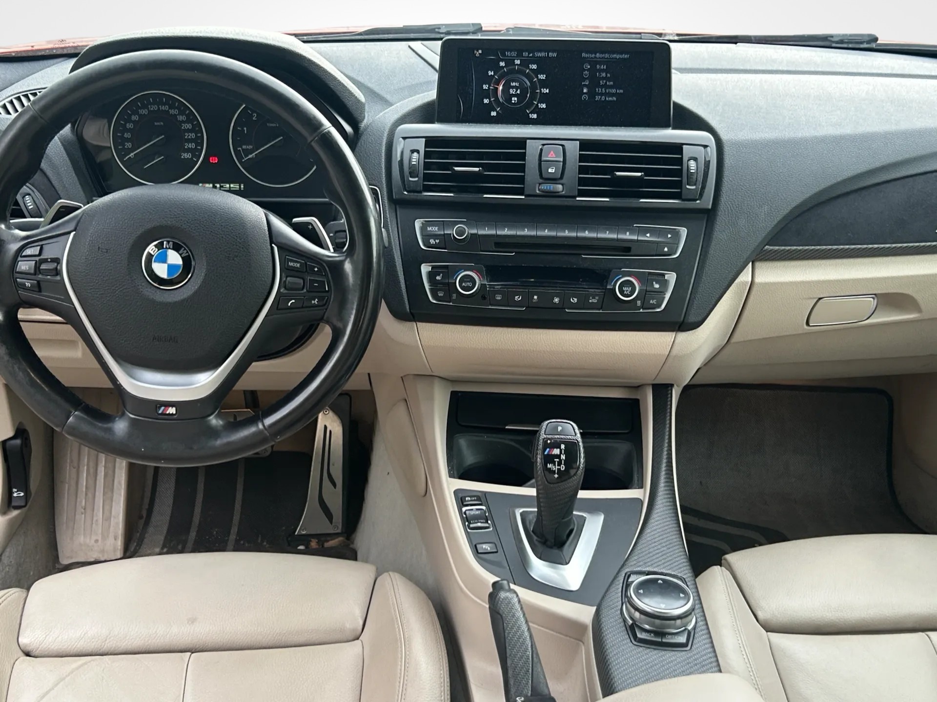 BMW M135i xDrive M-Performance-image-4