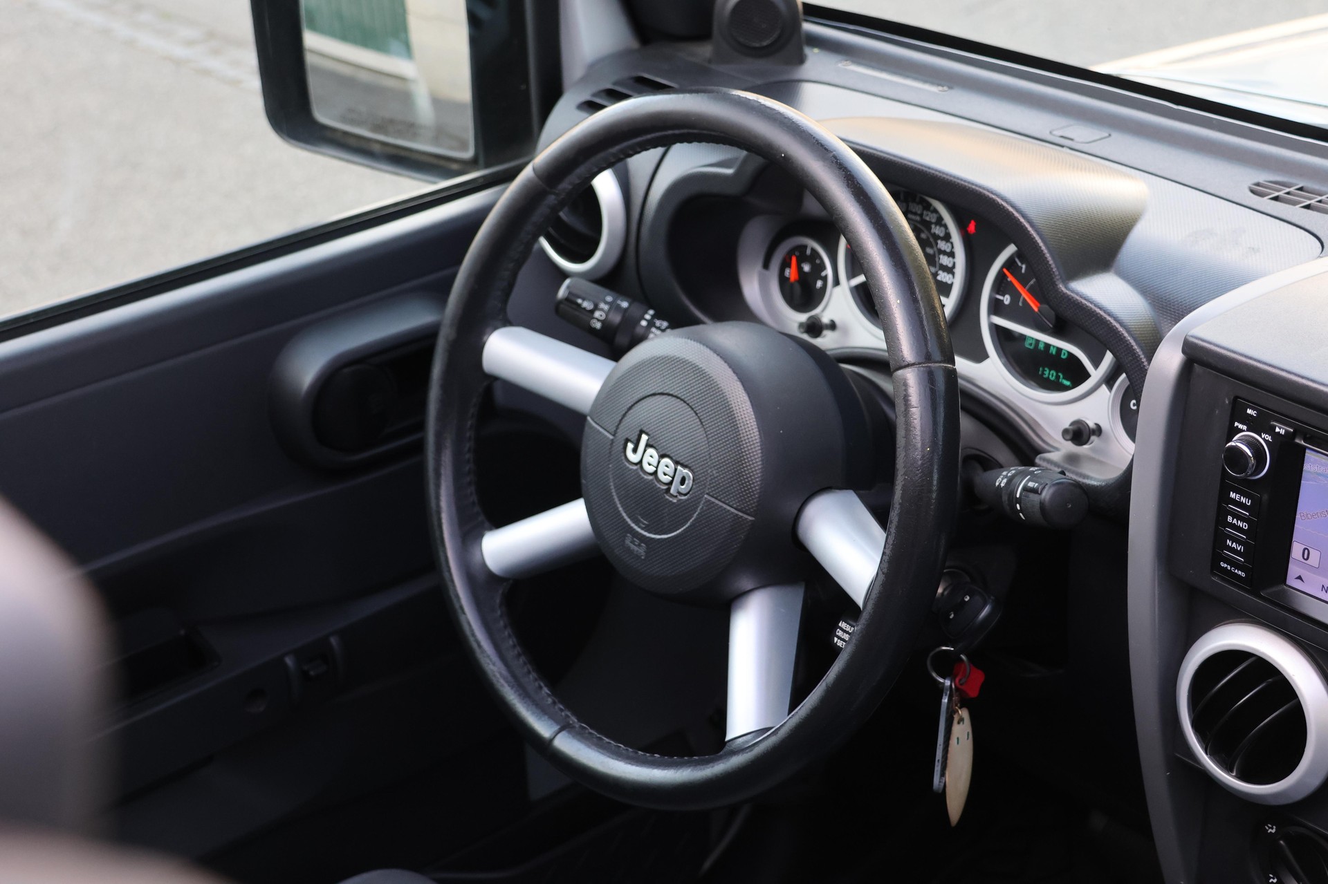 JEEP Wrangler 2.8CRD Unlimited Sahara Automatic (CH)-image-13