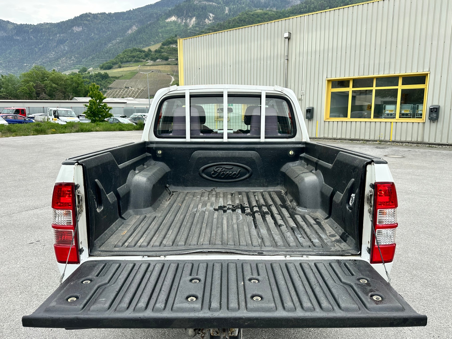 FORD Ranger Limited 2.5 TDCi 4x4-image-8