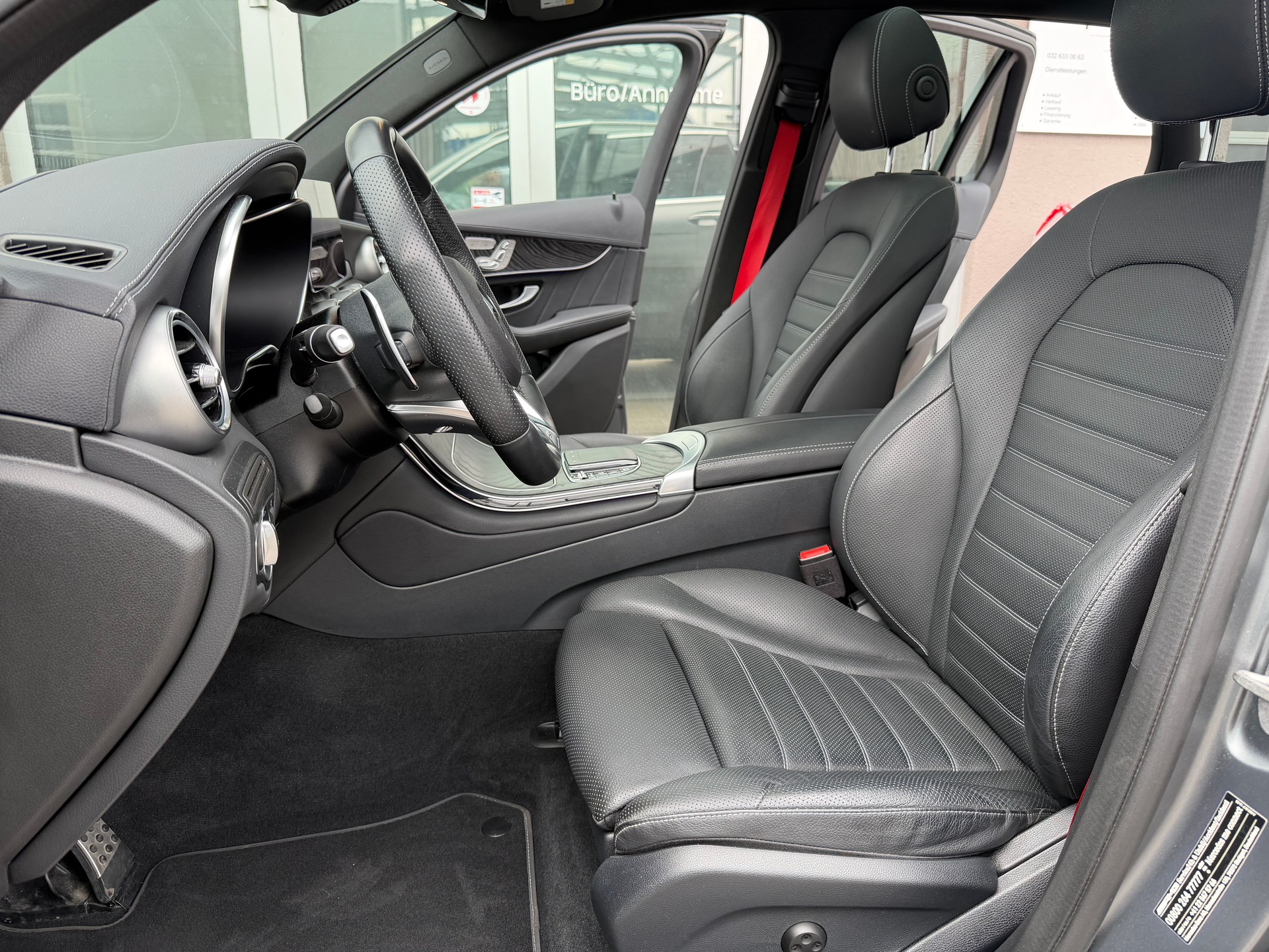 MERCEDES-BENZ GLC 43 AMG 4Matic 9G-Tronic-image-8