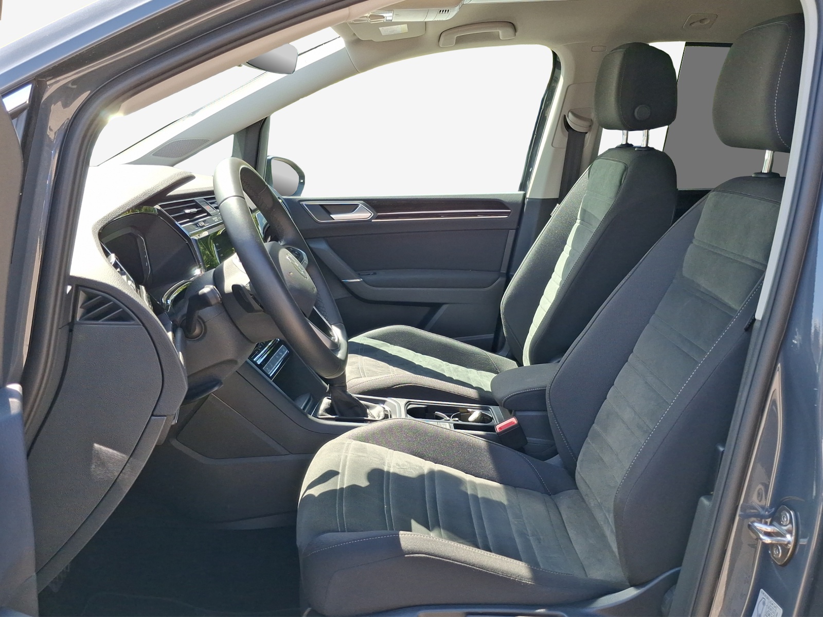 VW Touran 1.5 TSI EVO Highline DSG-image-7