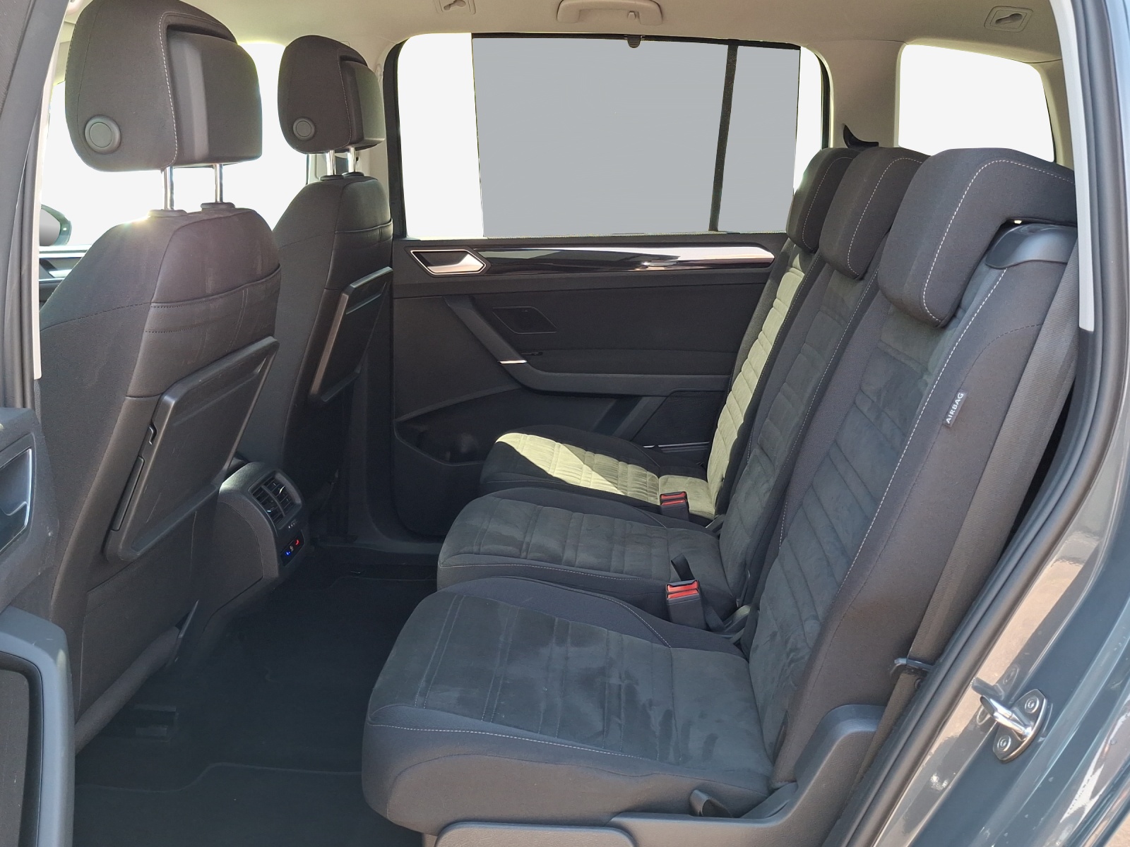 VW Touran 1.5 TSI EVO Highline DSG-image-11