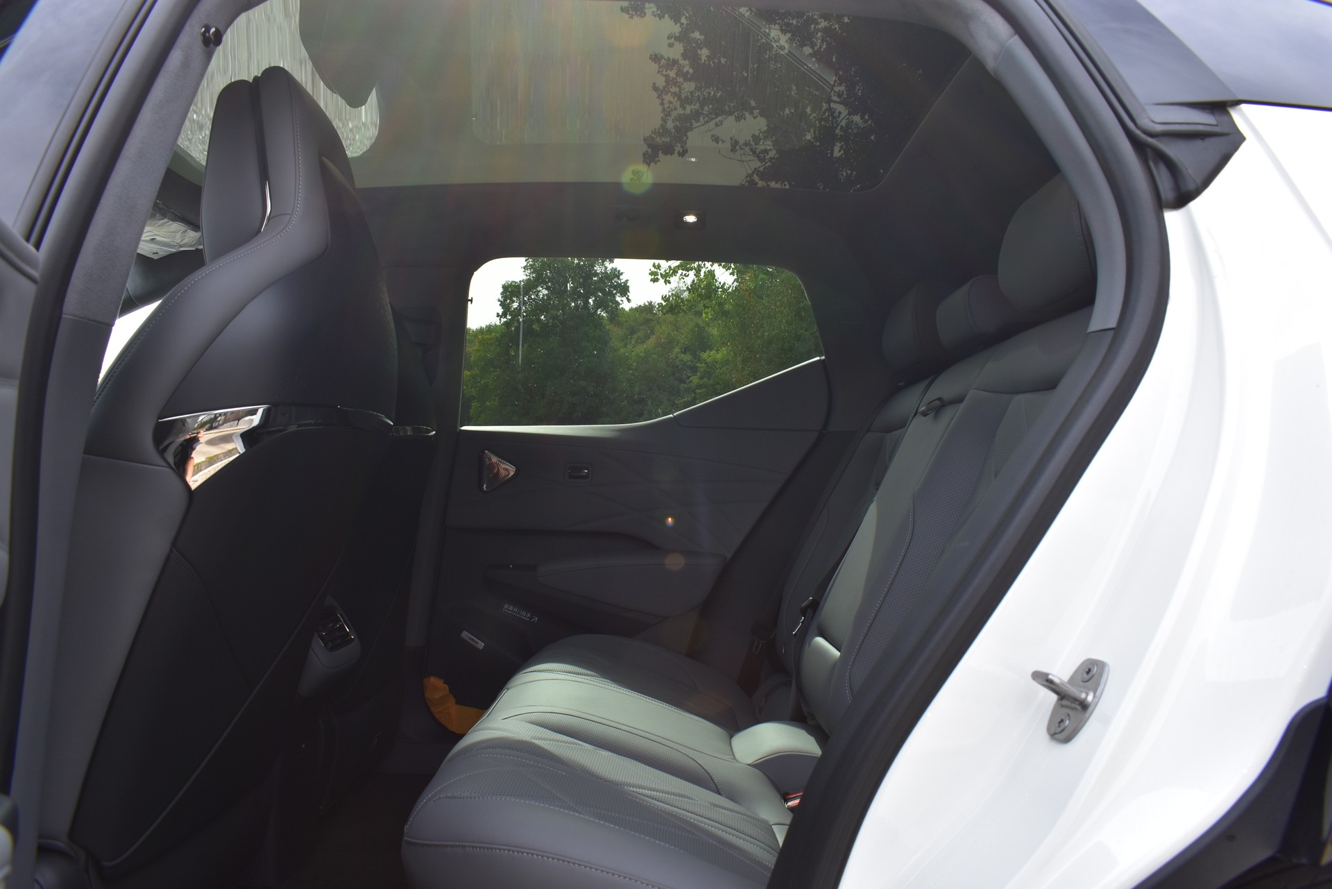 ZEEKR X 69kWh Privilege AWD-image-11