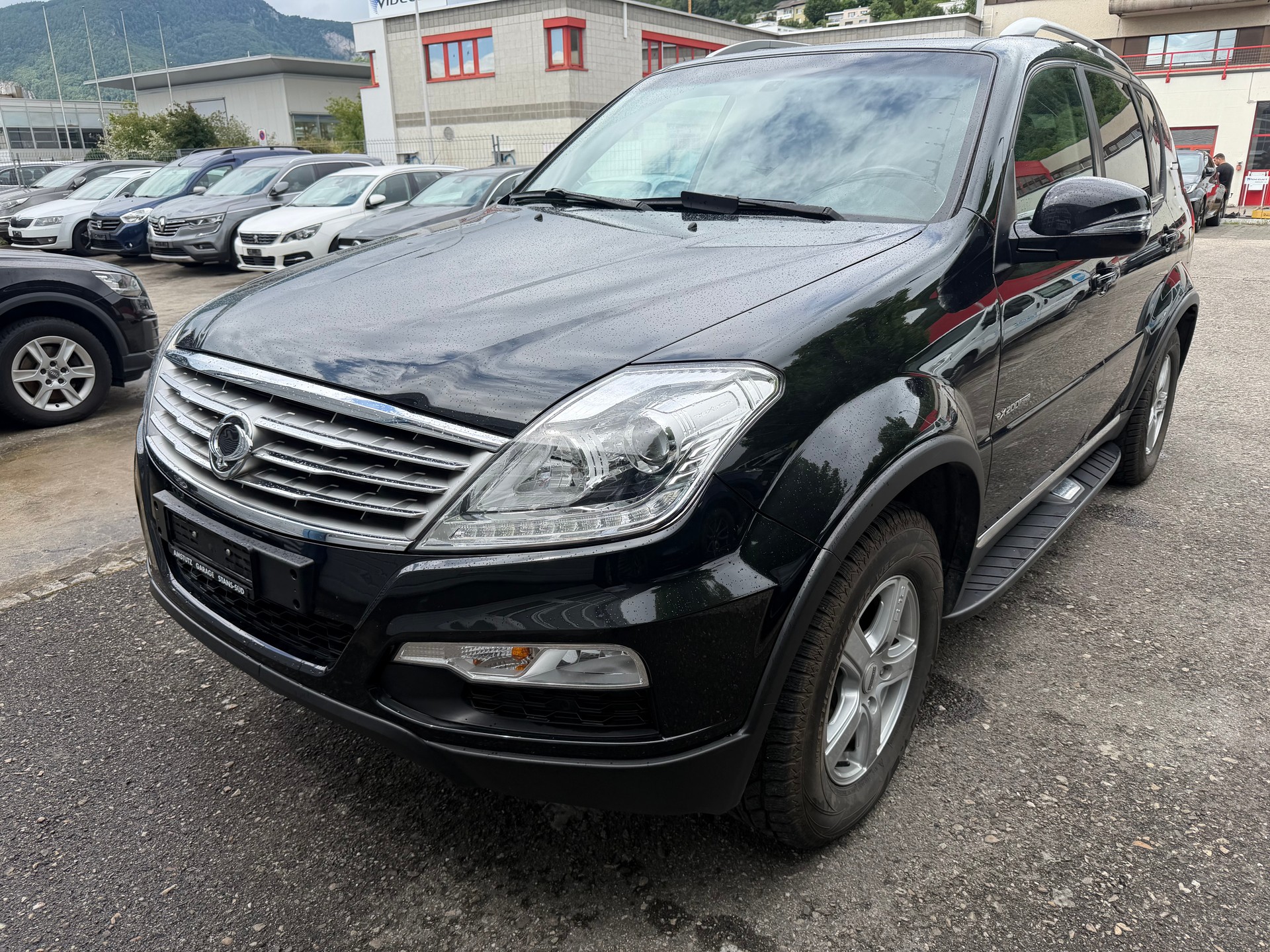 KGM-SsangYong Rexton RX200 e-XDi Quartz 4WD Automatic-image-0