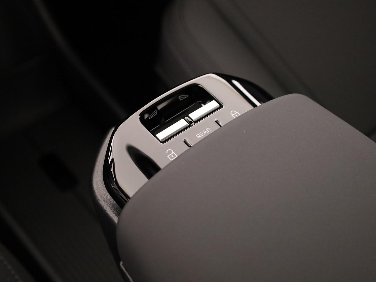 VOLVO EX30 CC P8 Ultra AWD-image-20
