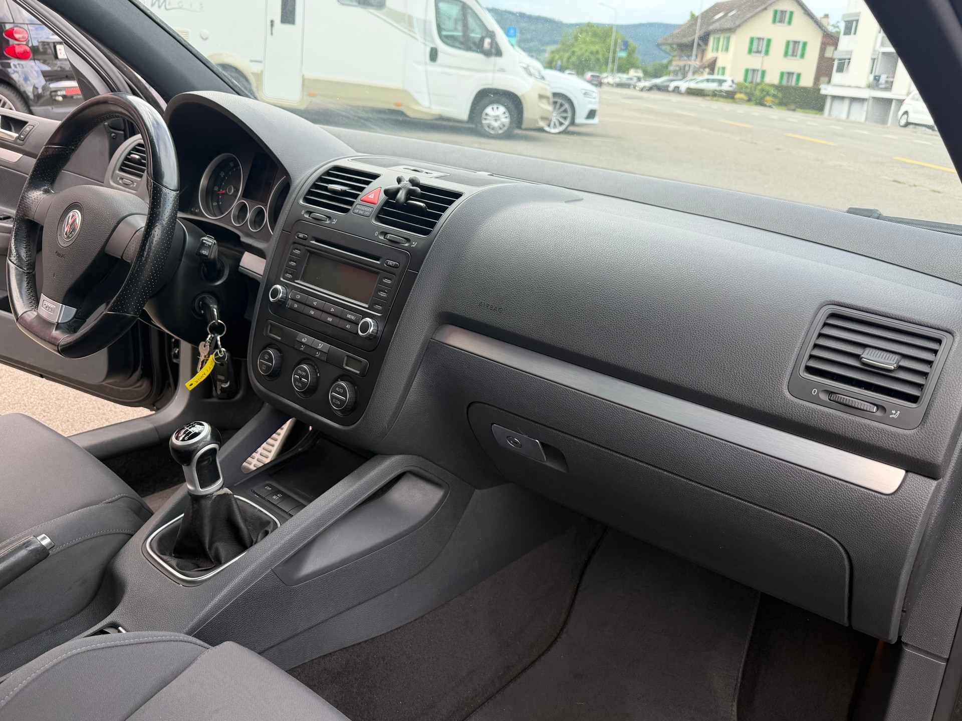 VW Golf 2.0 TFSI GTI-image-12