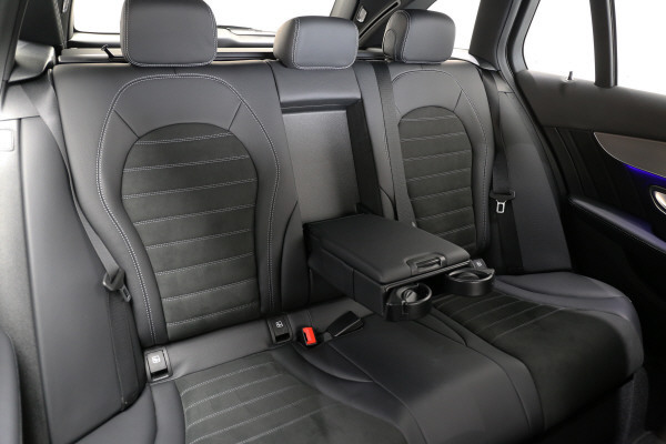 MERCEDES-BENZ C 200 AMG Line-image-10