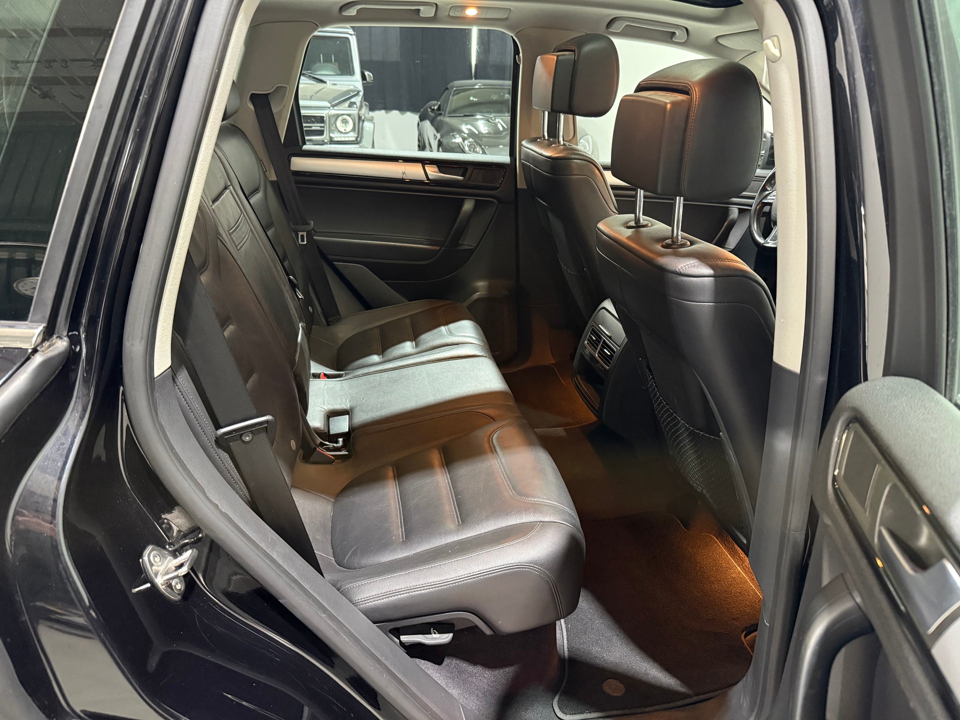 VW Touareg 3.0 TDI BMT Edition X Tiptronic-image-14