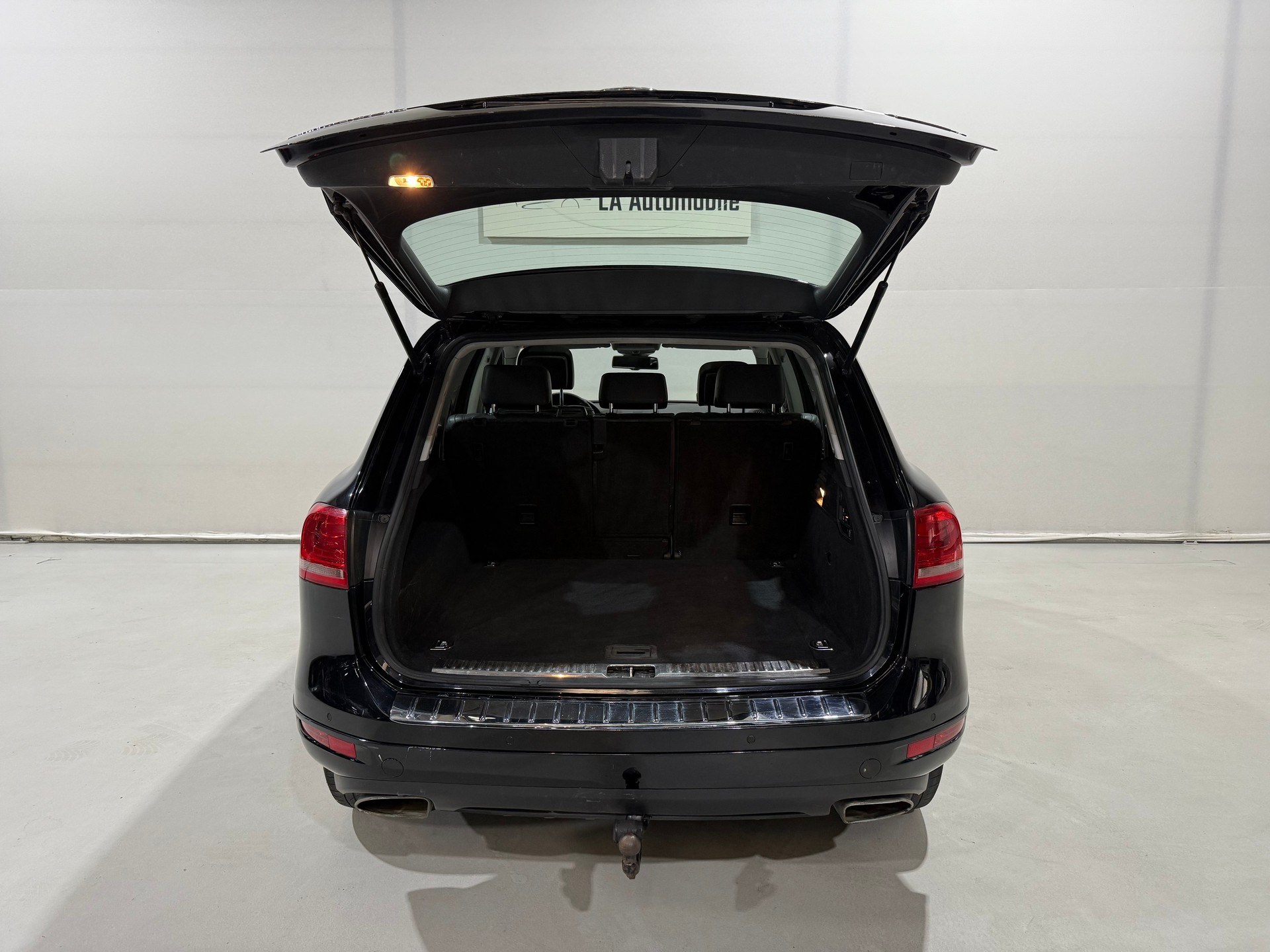 VW Touareg 3.0 TDI BMT Edition X Tiptronic-image-10